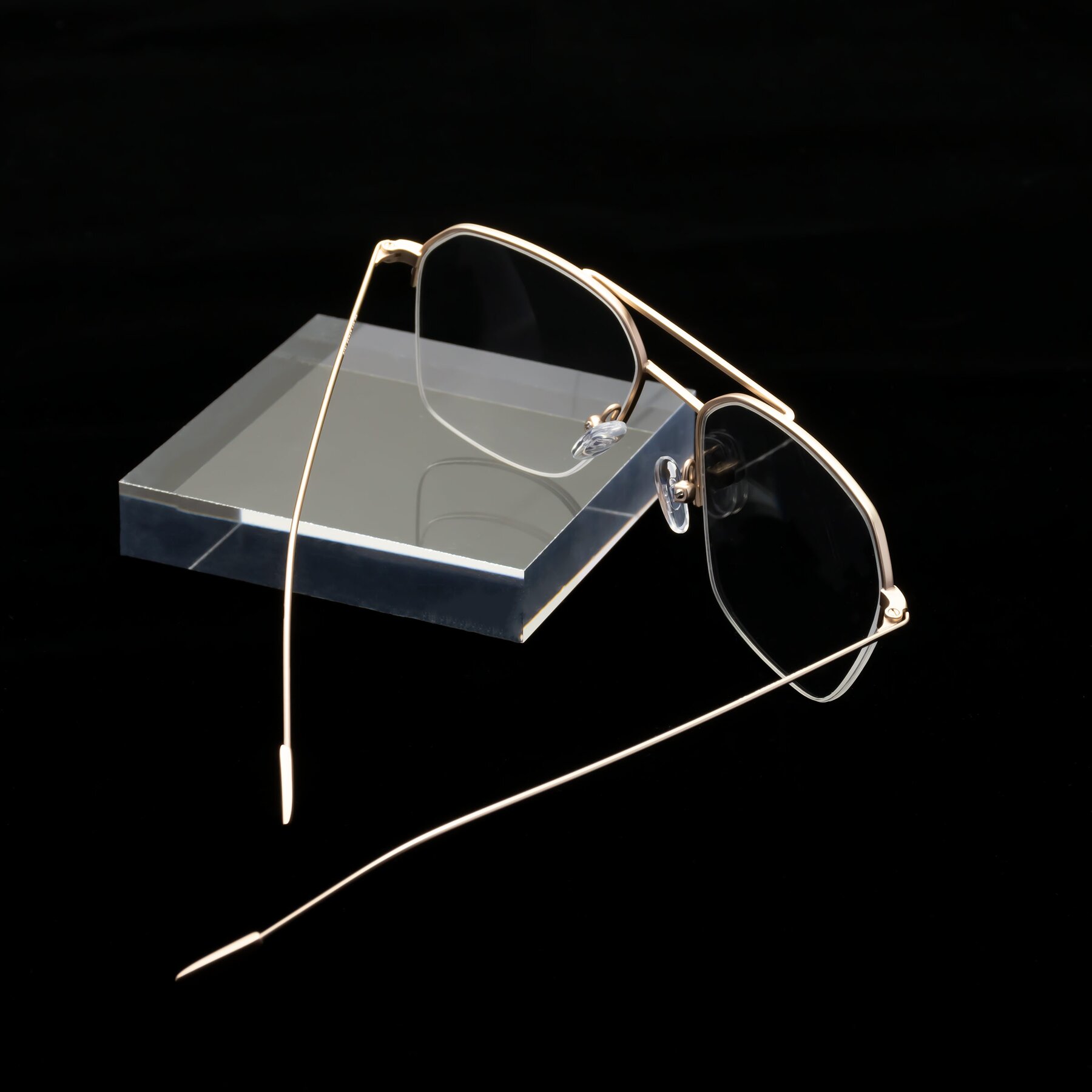 Jet Gold Grandpa Geometric Semi-Rimless Eyeglasses - Largo
