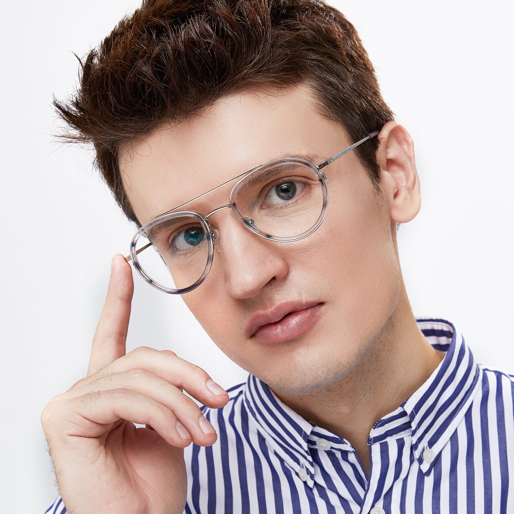 Men's lifestyle photography of 9554 in Silver-Transparent with Clear Blue Light Blocking Lenses