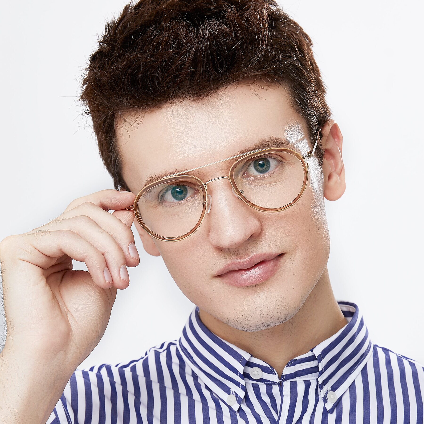 Men's lifestyle photography of 9554 in Gold-Caramel with Clear Reading Eyeglass Lenses