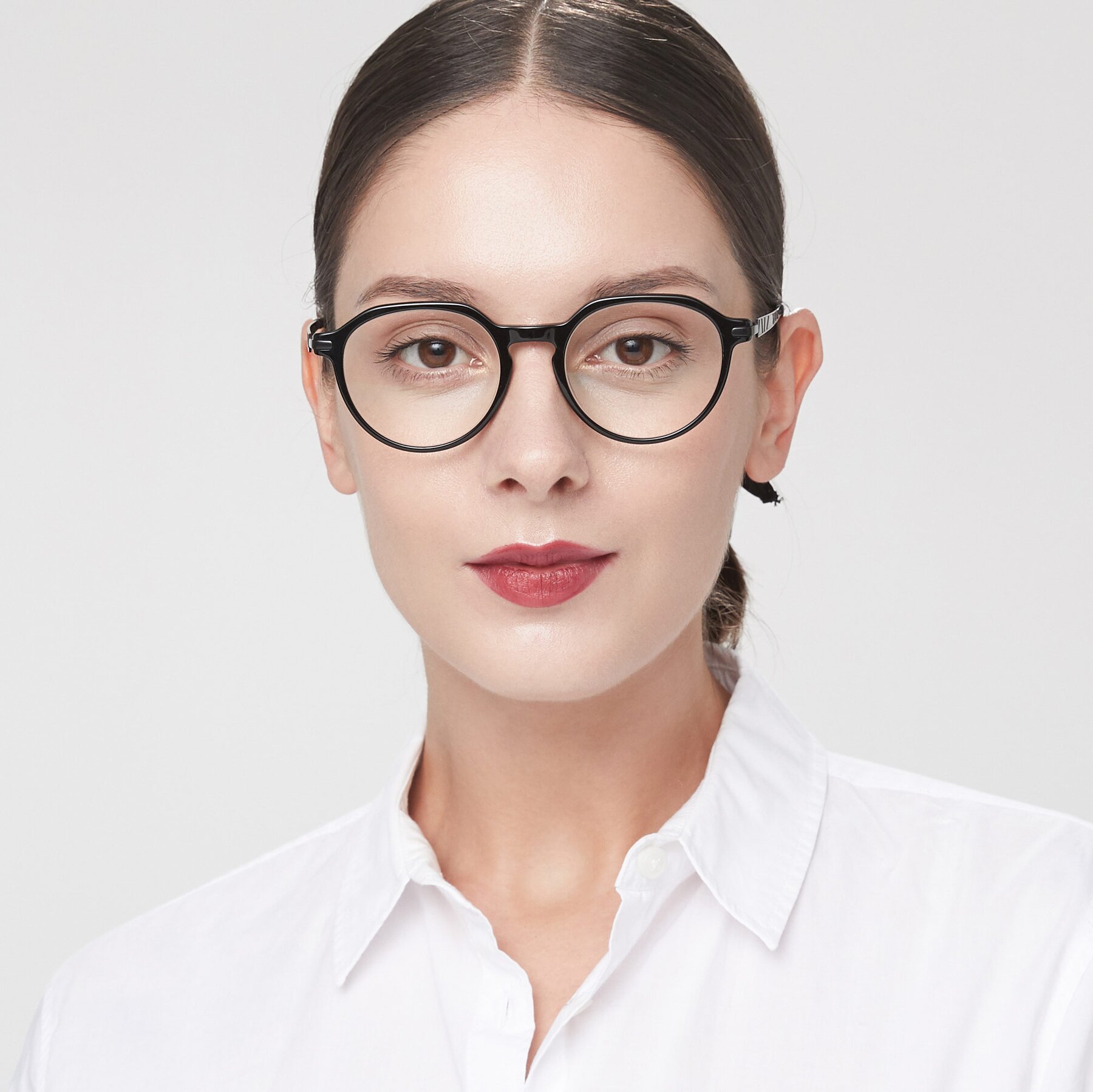 Women's lifestyle photography of 17643 in Black with Clear Eyeglass Lenses