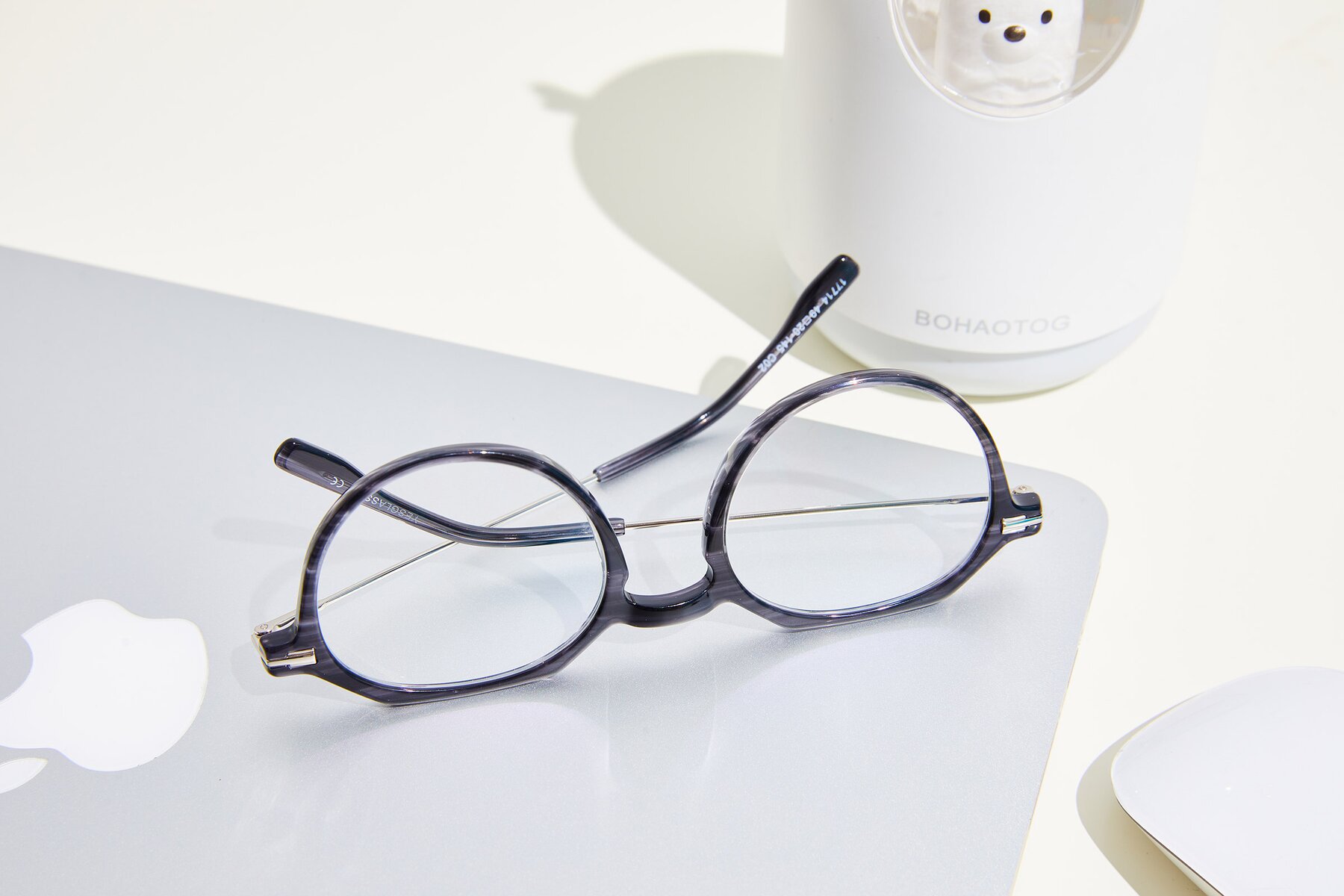 Lifestyle photography #2 of 17714 in Stripe Grey with Clear Reading Eyeglass Lenses