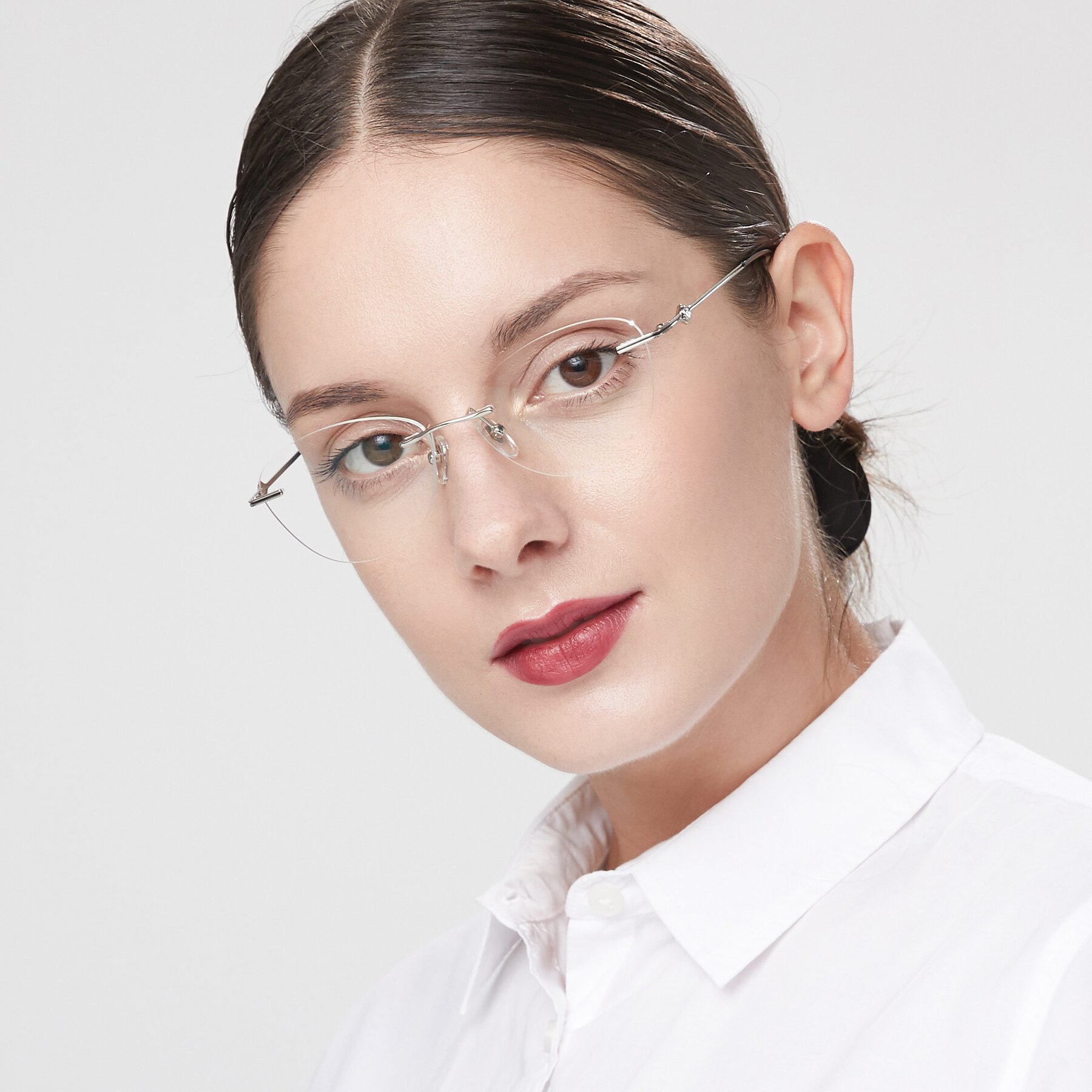 Women's lifestyle photography of 19005 in Silver with Clear Eyeglass Lenses