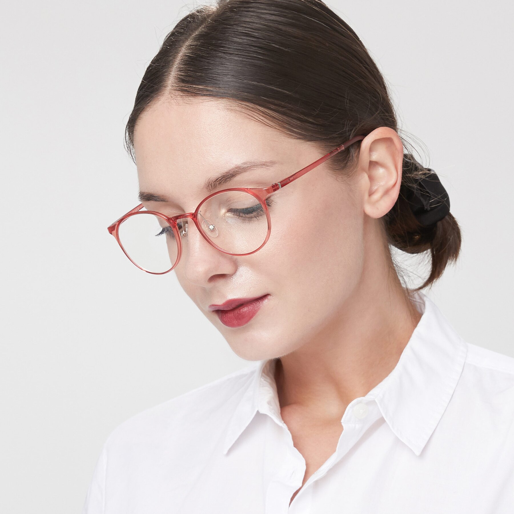 Women's lifestyle photography of S7027 in Transparent Red with Clear Blue Light Blocking Lenses