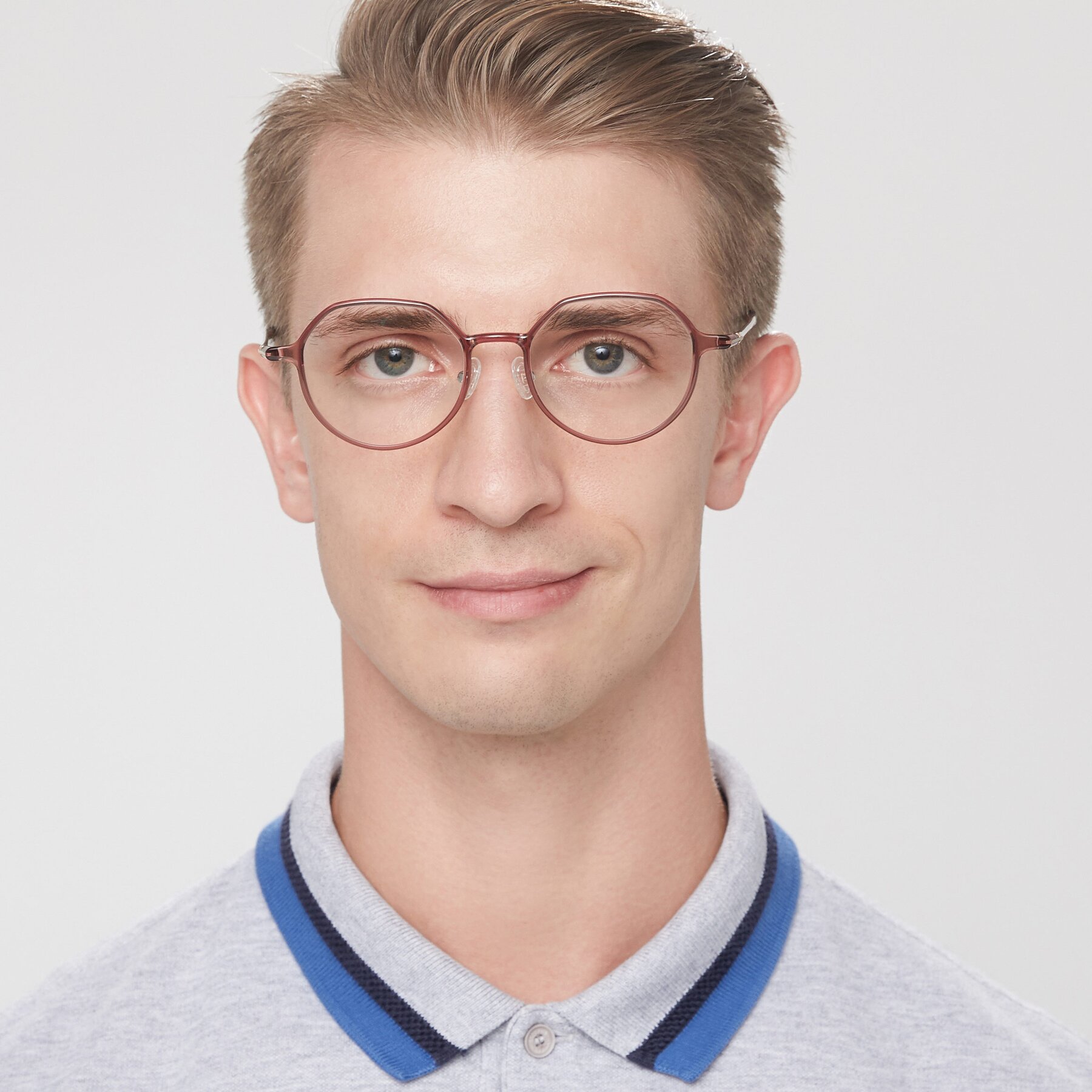Men's lifestyle photography of IP7033 in Brown with Clear Eyeglass Lenses