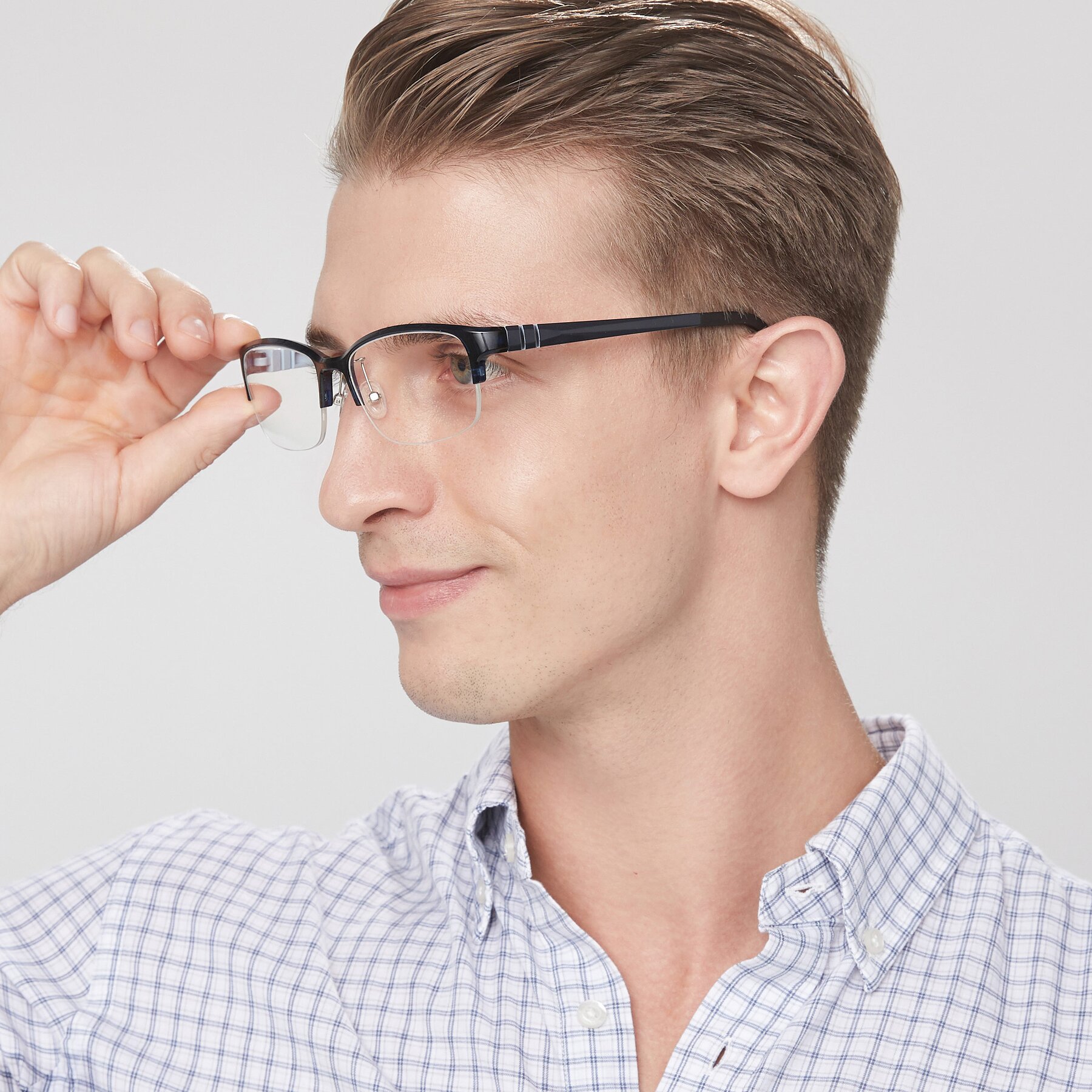 Men's lifestyle photography of S7043 in Black-Blue with Clear Eyeglass Lenses
