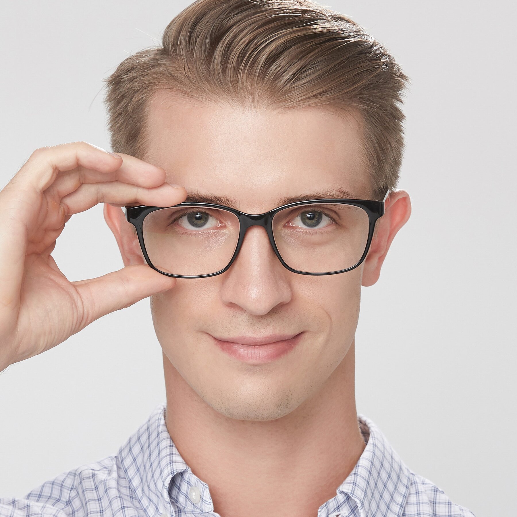 Men's lifestyle photography of 8206 in Black with Clear Eyeglass Lenses