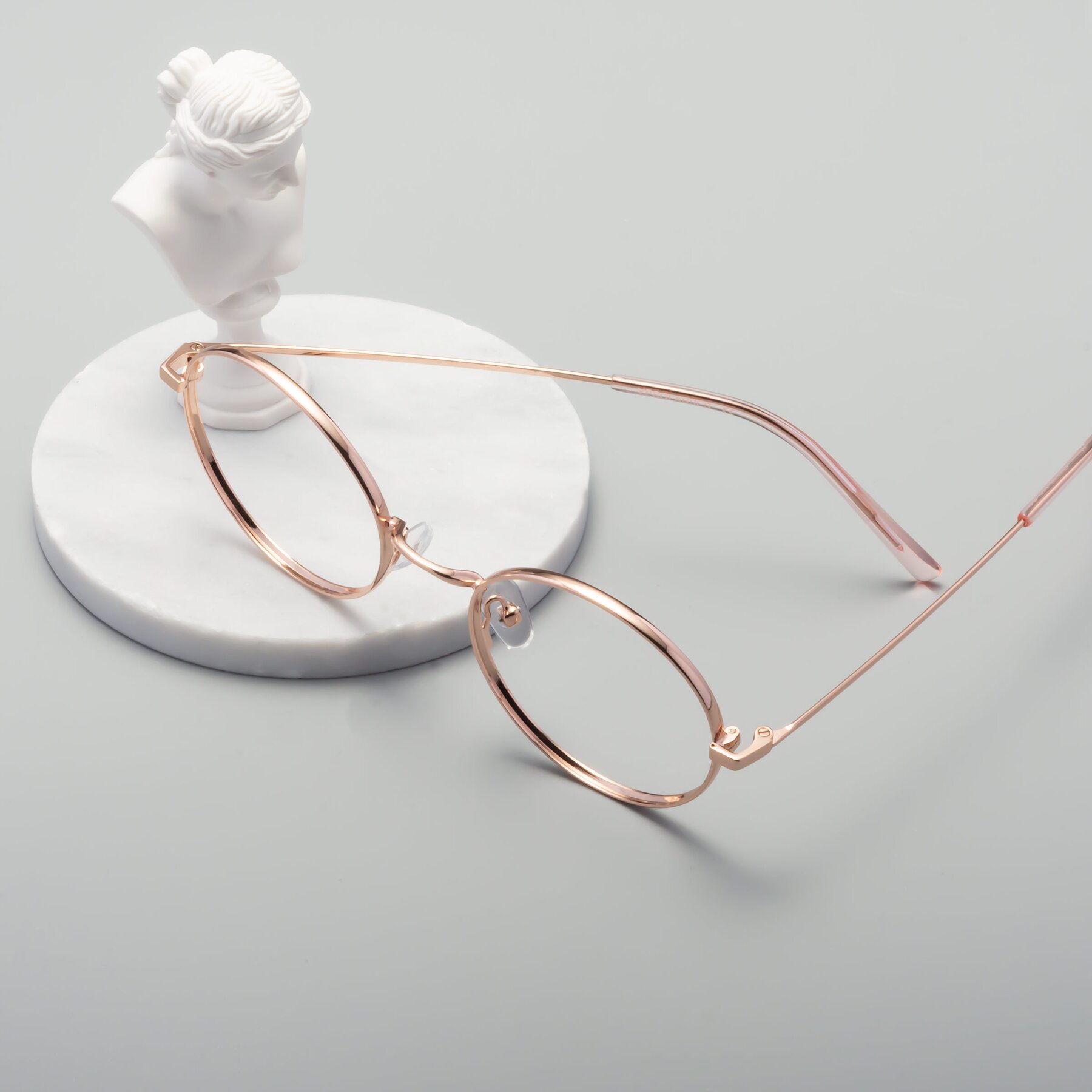 Lifestyle photography #1 of Moore in Rose Gold with Clear Eyeglass Lenses
