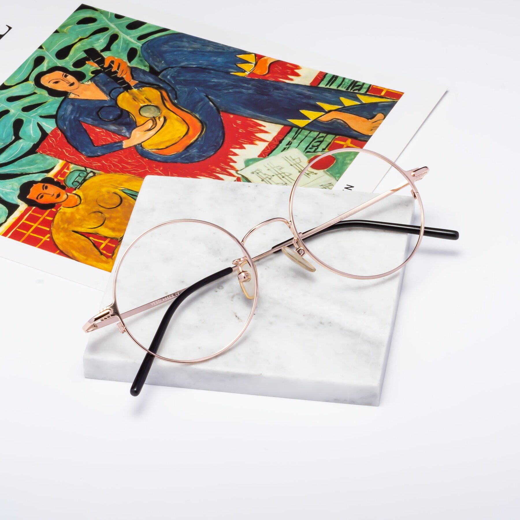Lifestyle photography #1 of 18009 in Rose Gold with Clear Reading Eyeglass Lenses