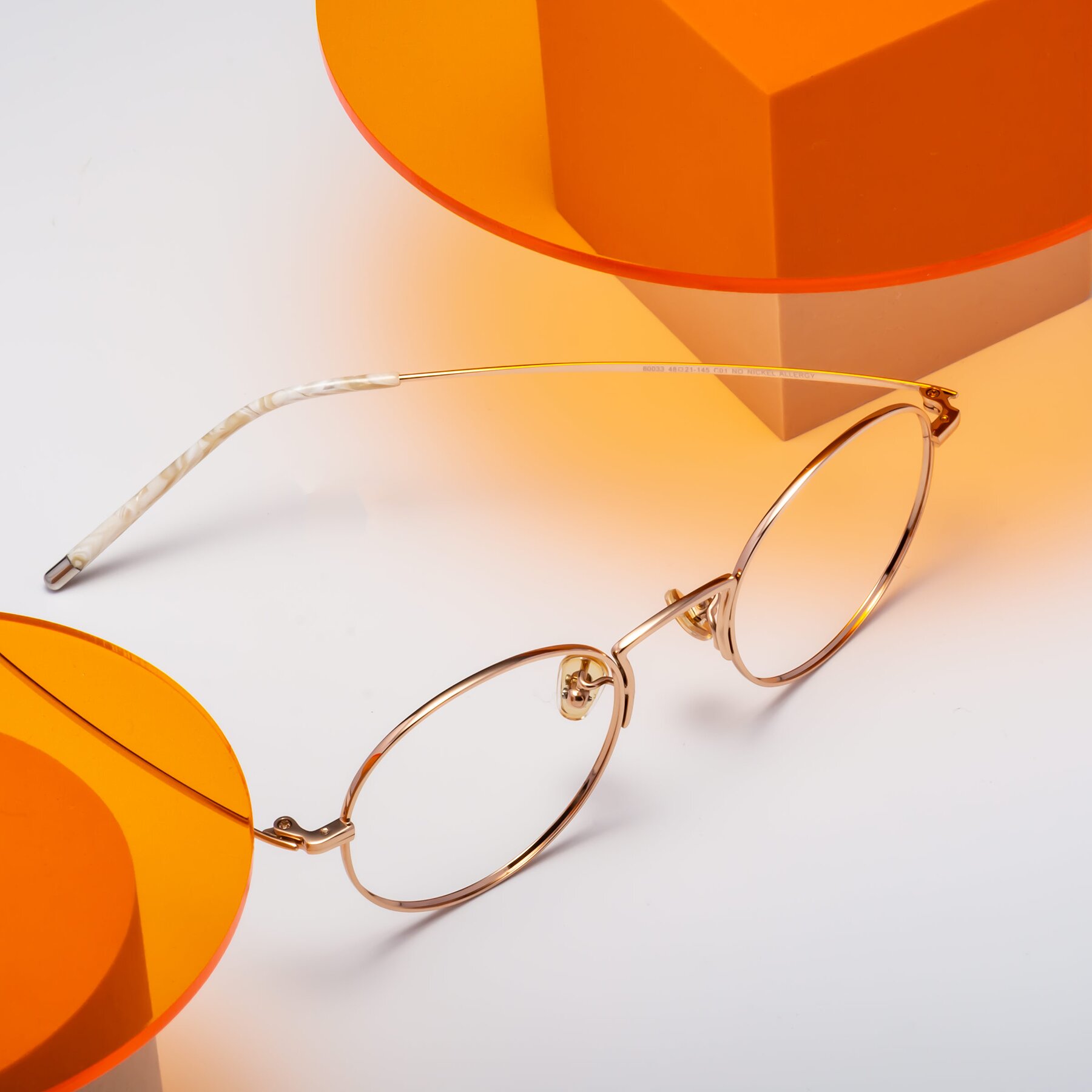 Lifestyle photography #2 of 80033 in Rose Gold with Clear Eyeglass Lenses