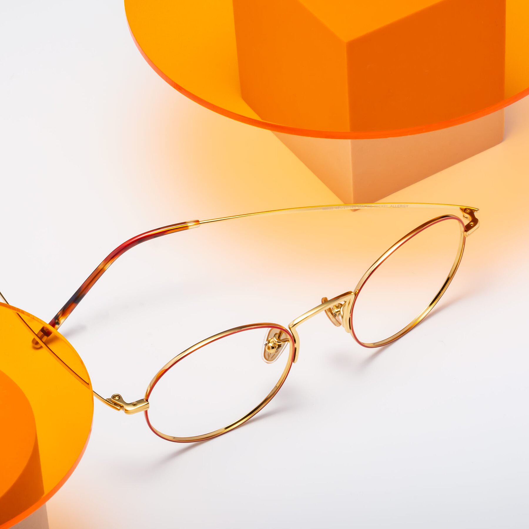 Lifestyle photography #2 of 80033 in Wine-Gold with Clear Reading Eyeglass Lenses