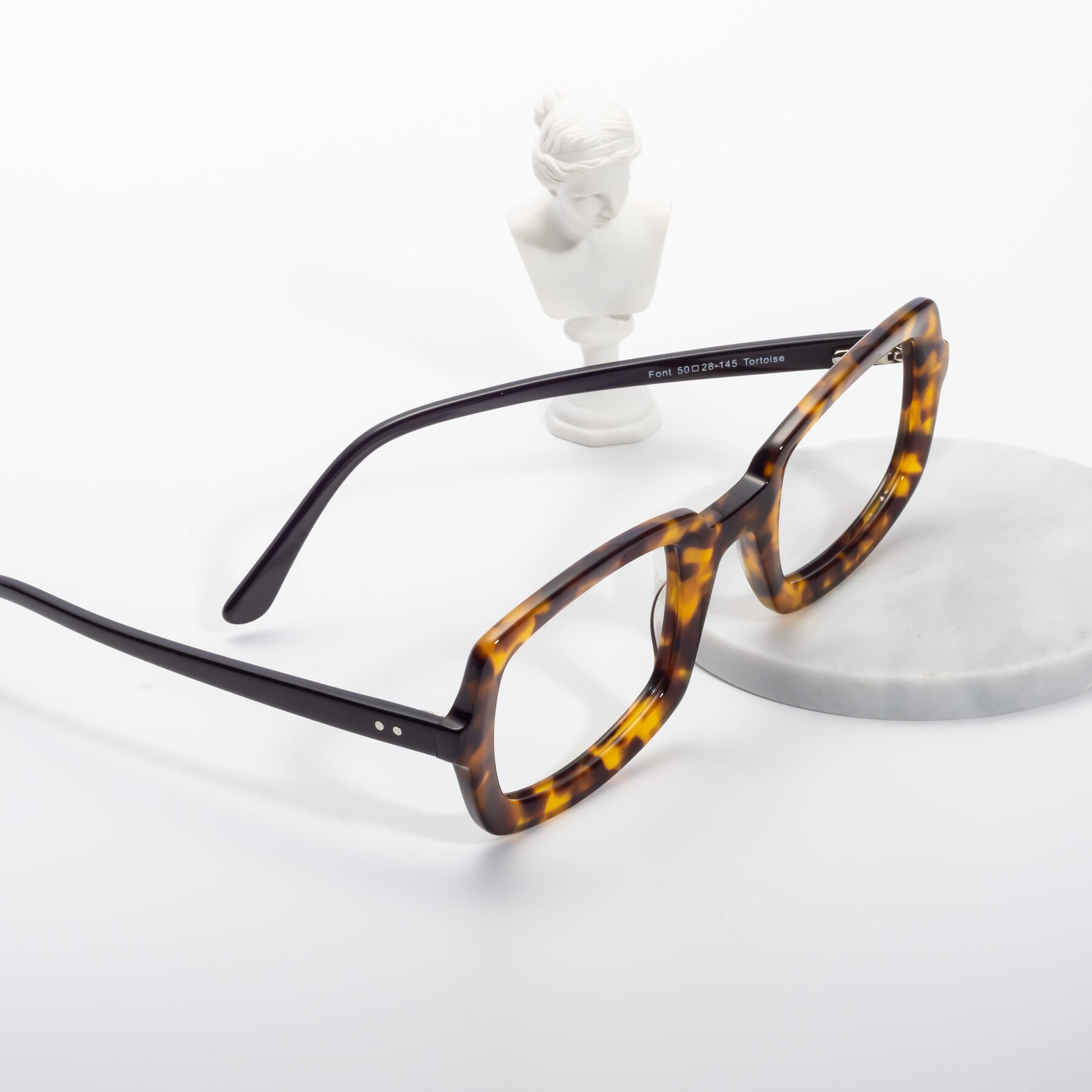 Lifestyle photography #2 of Font in Tortoise with Clear Eyeglass Lenses