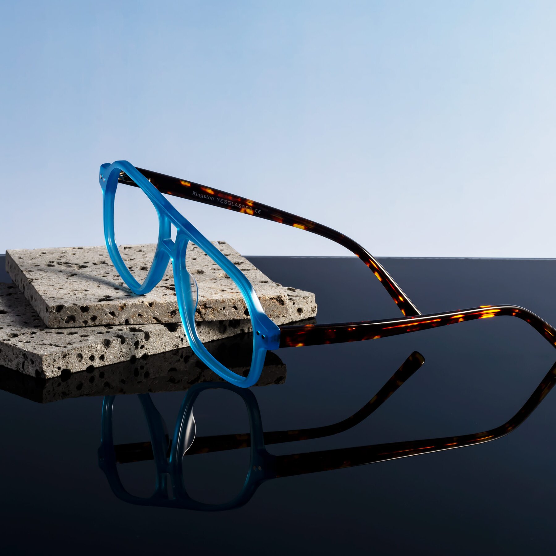 Lifestyle photography #2 of Kingston in Sky Blue-Tortoise with Clear Eyeglass Lenses