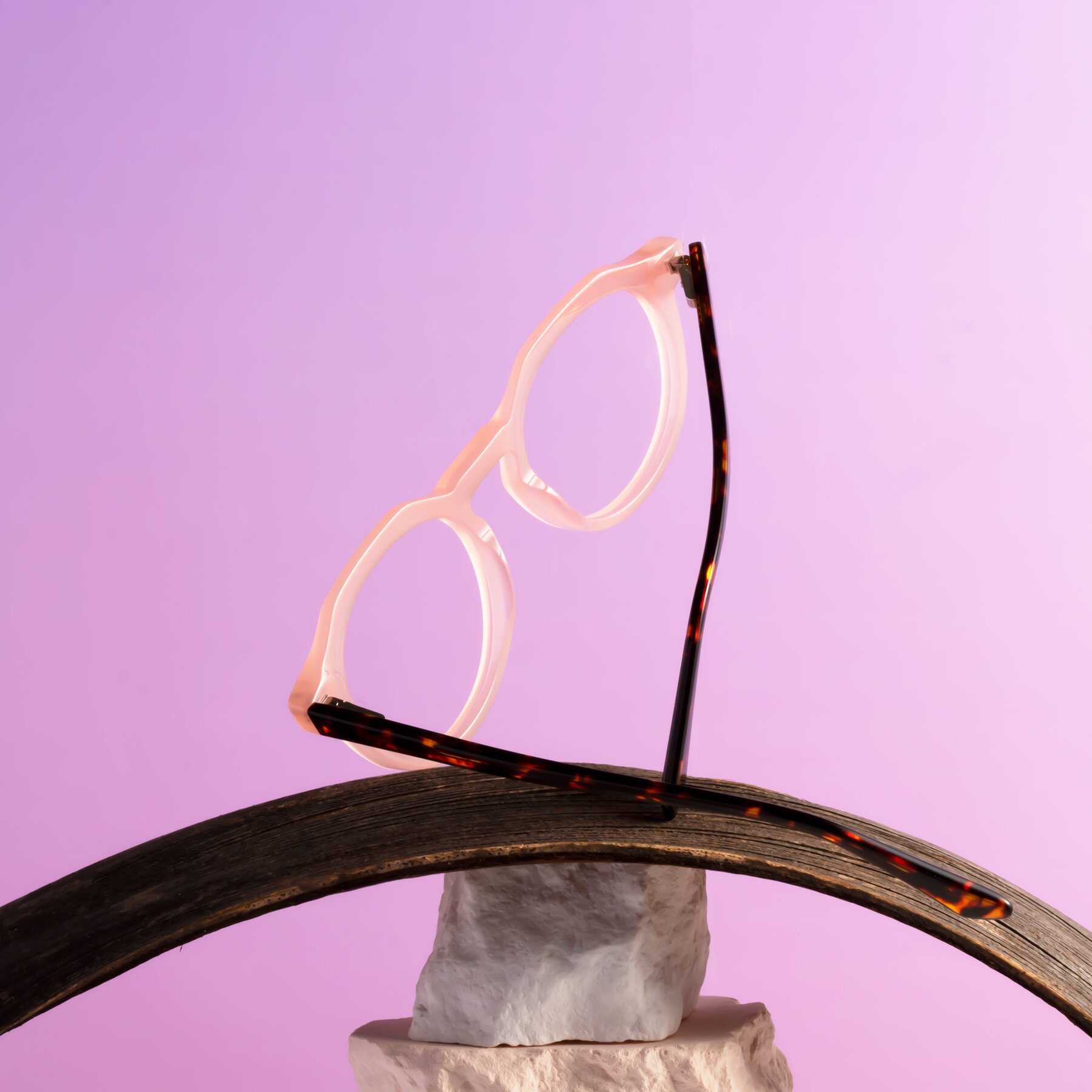 Lifestyle photography #2 of Dyson in Peach-Tortoise with Clear Eyeglass Lenses