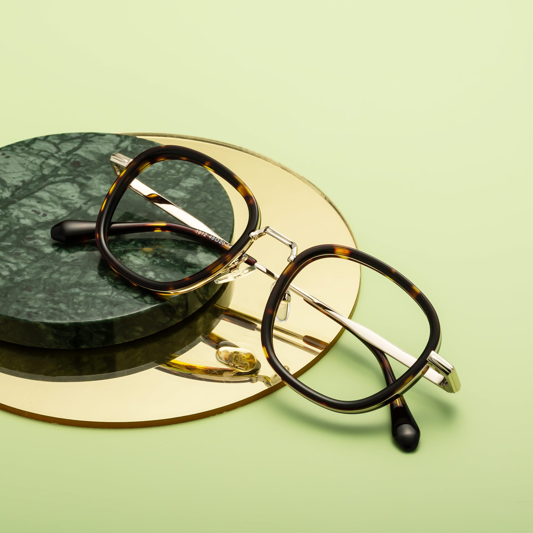 Lifestyle photography #1 of Vista in Tortoise-Light Gold with Clear Reading Eyeglass Lenses