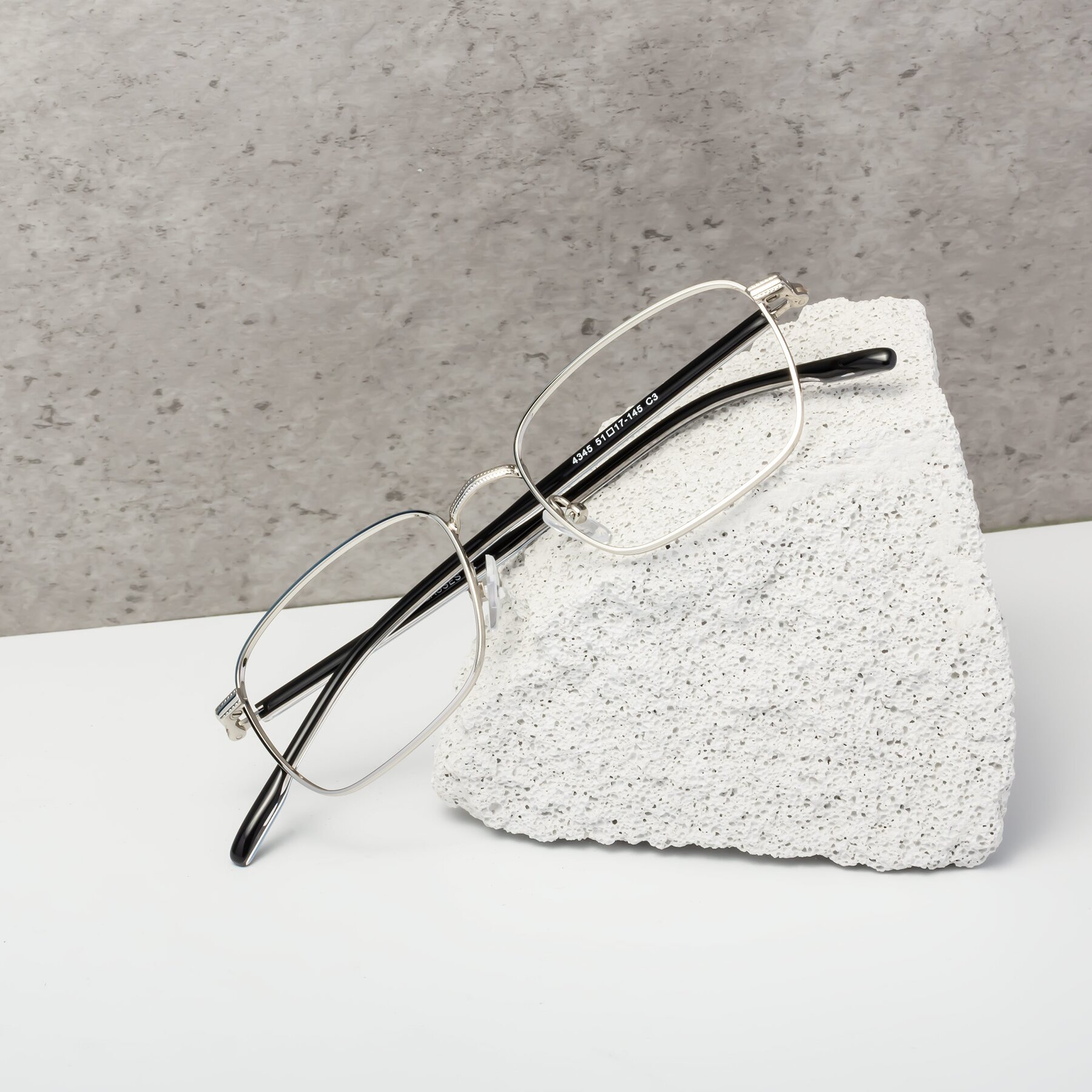 Lifestyle photography #1 of Baza in Silver with Clear Eyeglass Lenses