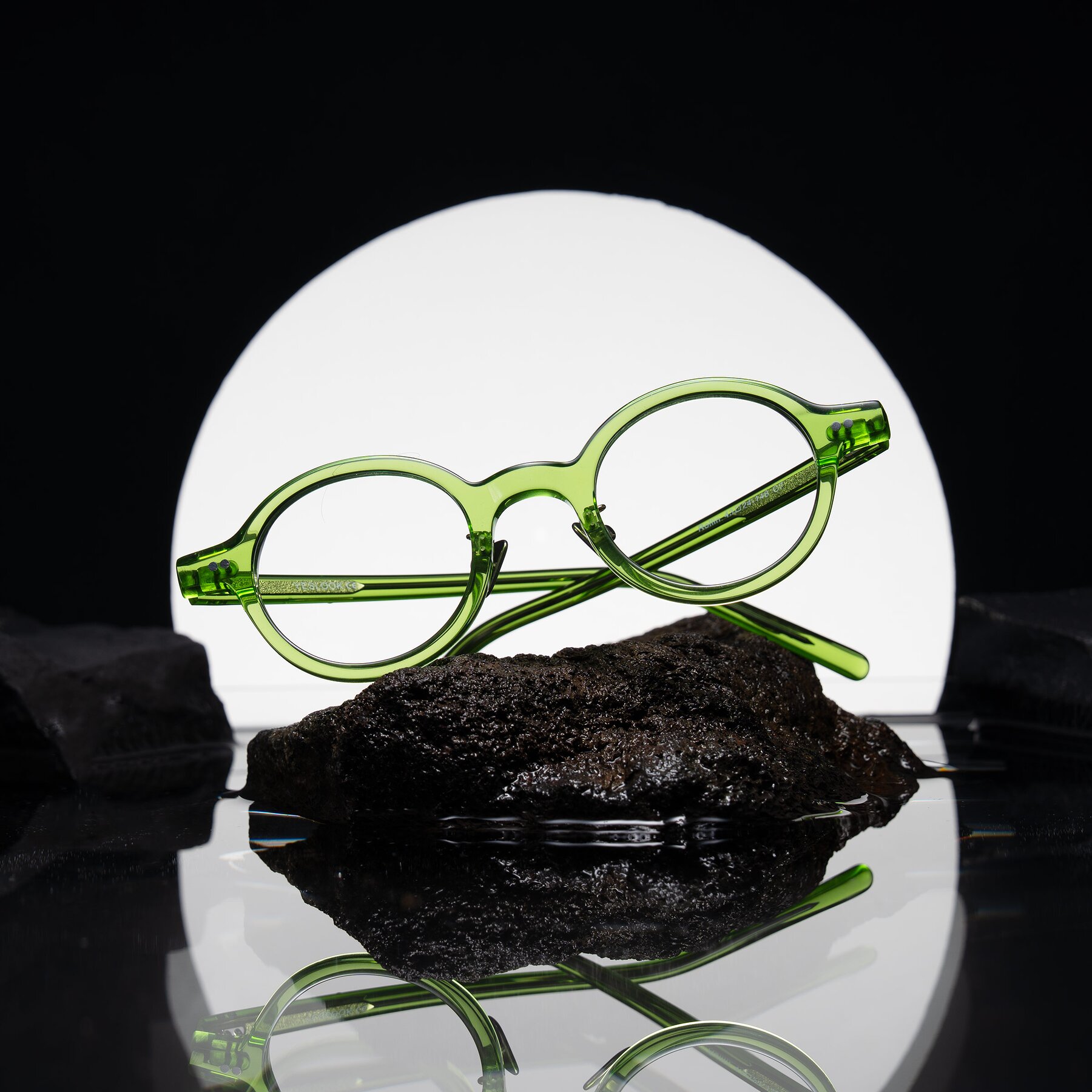 Lifestyle photography #1 of Rollin in Transparent Green with Clear Eyeglass Lenses