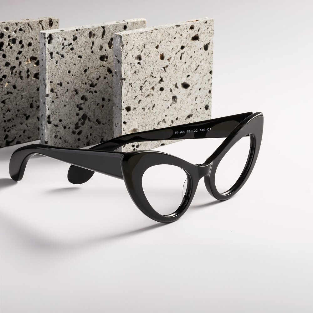 Black Thick Retro-Vintage Cat-Eye Eyeglasses