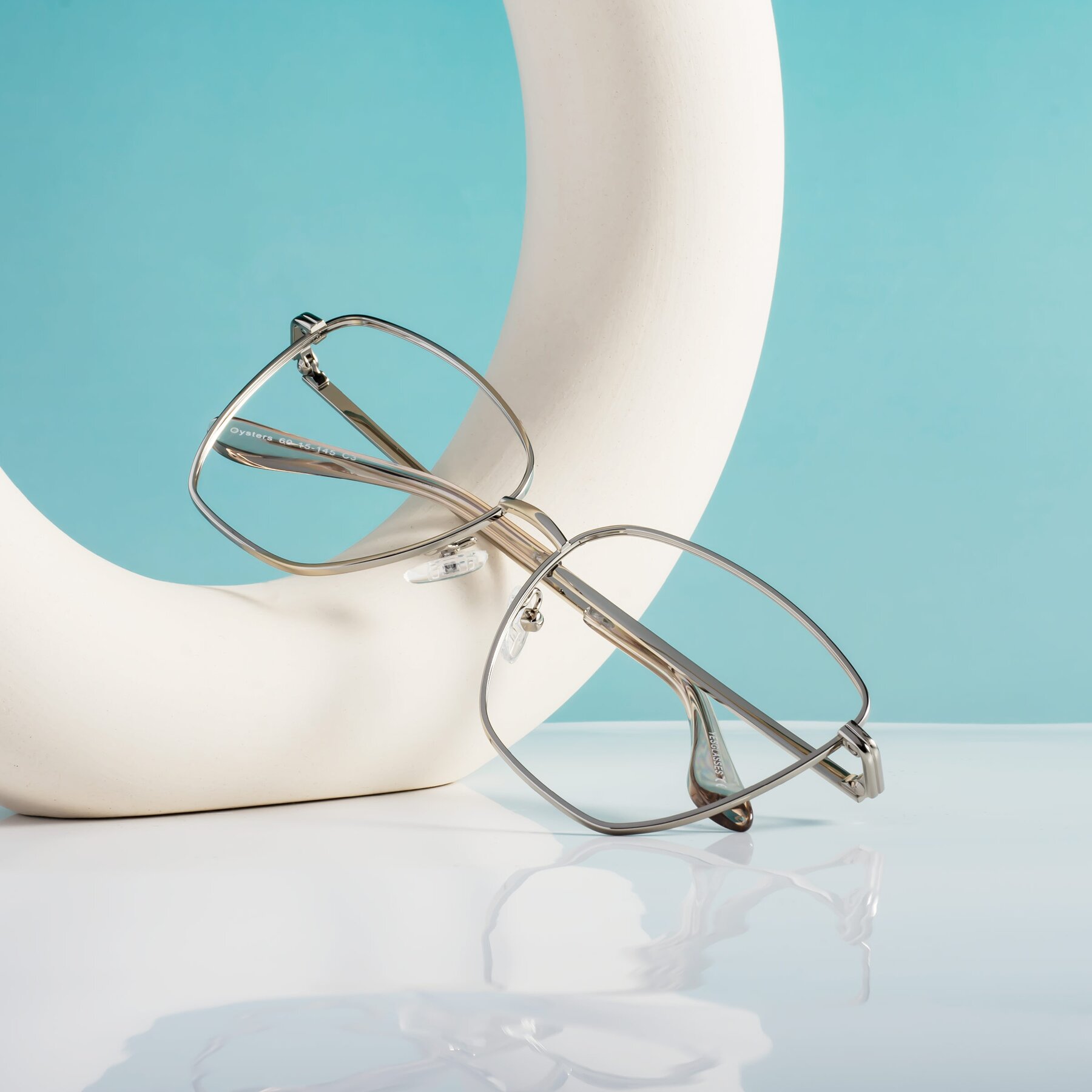 Lifestyle photography #1 of Oysters in Silver with Clear Reading Eyeglass Lenses