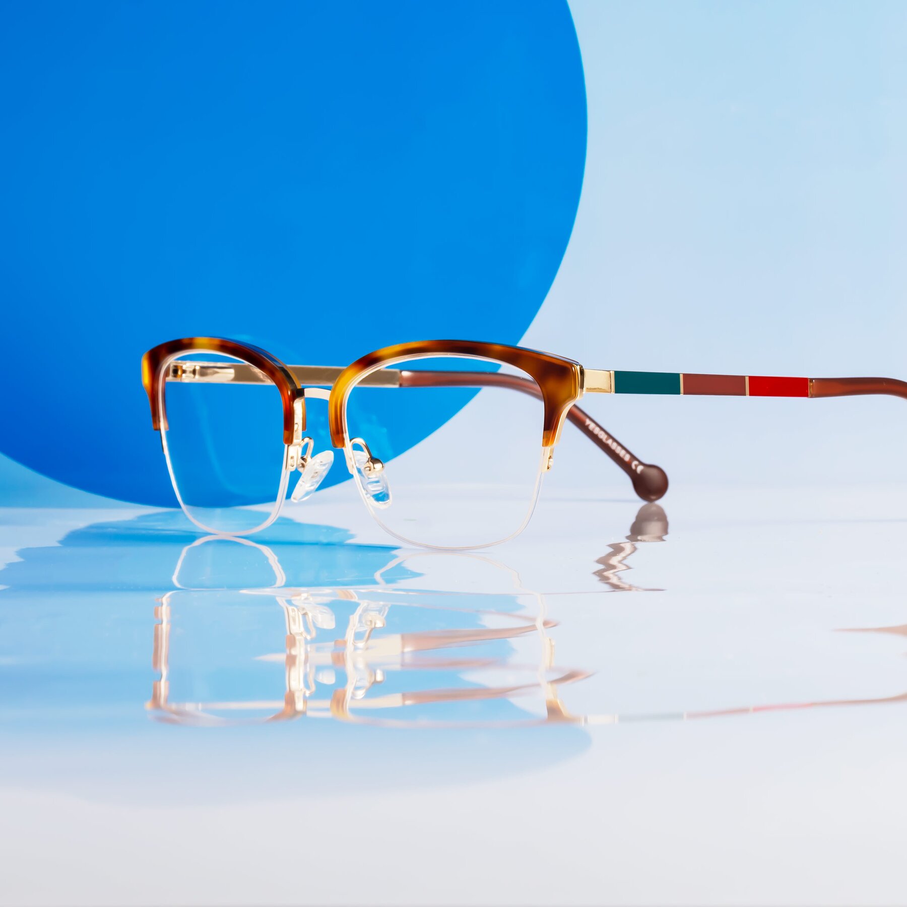 Lifestyle photography #2 of Jewels in Tortoise-Gold with Clear Reading Eyeglass Lenses