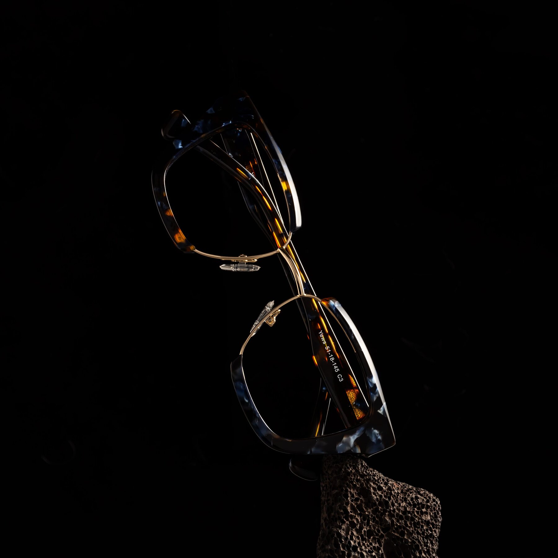 Lifestyle photography #1 of Yews in Blueberry Tortoise-Gold with Clear Blue Light Blocking Lenses