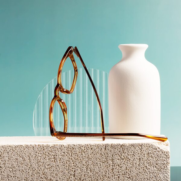 Amber Striped Keyhole Bridge Spring Hinges Trapezoid Eyeglasses - Polite