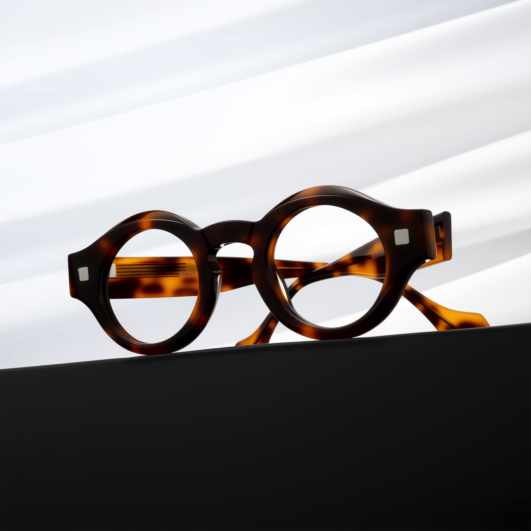 Lifestyle photography #1 of Nuzzo in Tortoise with Clear Reading Eyeglass Lenses