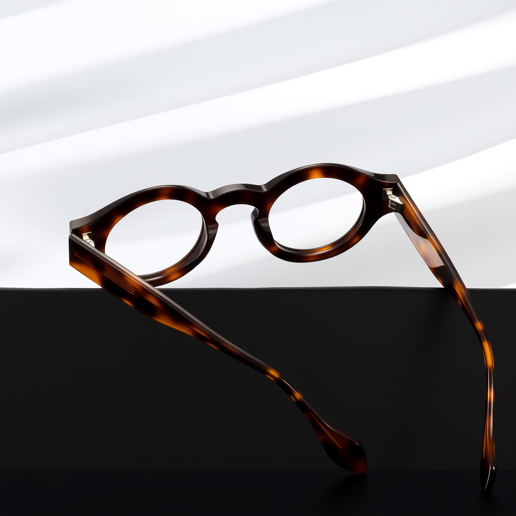 Lifestyle photography #2 of Nuzzo in Tortoise with Clear Reading Eyeglass Lenses