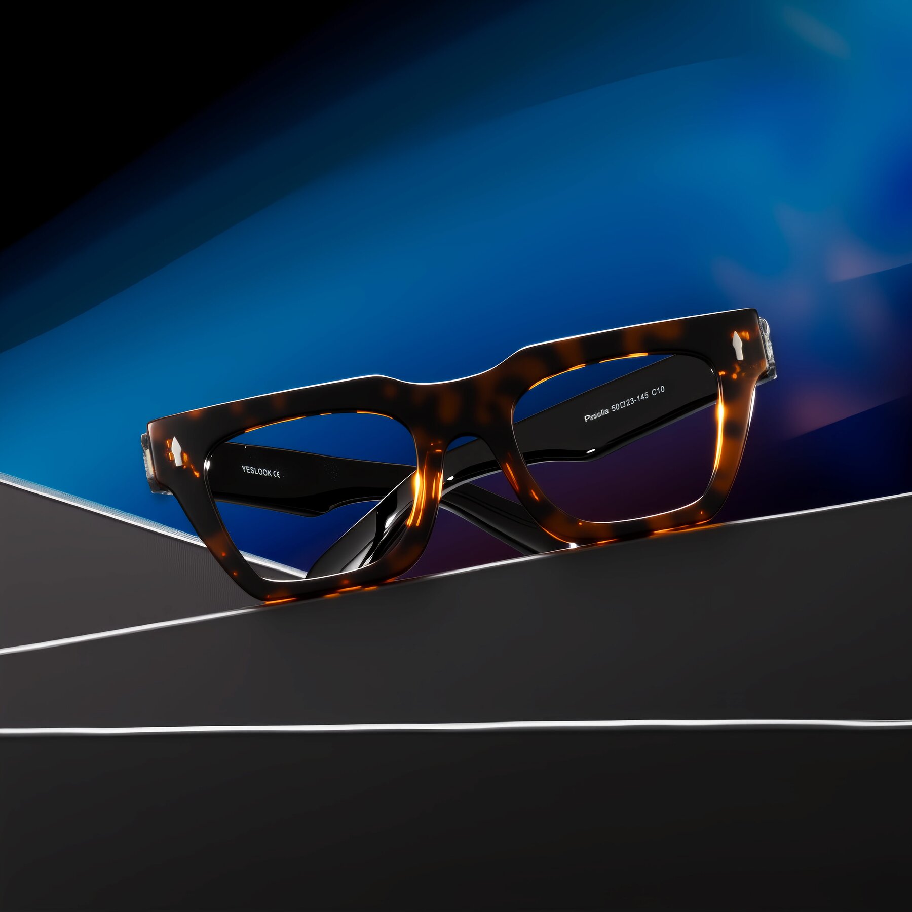 Lifestyle photography #1 of Padulla in Tortoise with Clear Reading Eyeglass Lenses