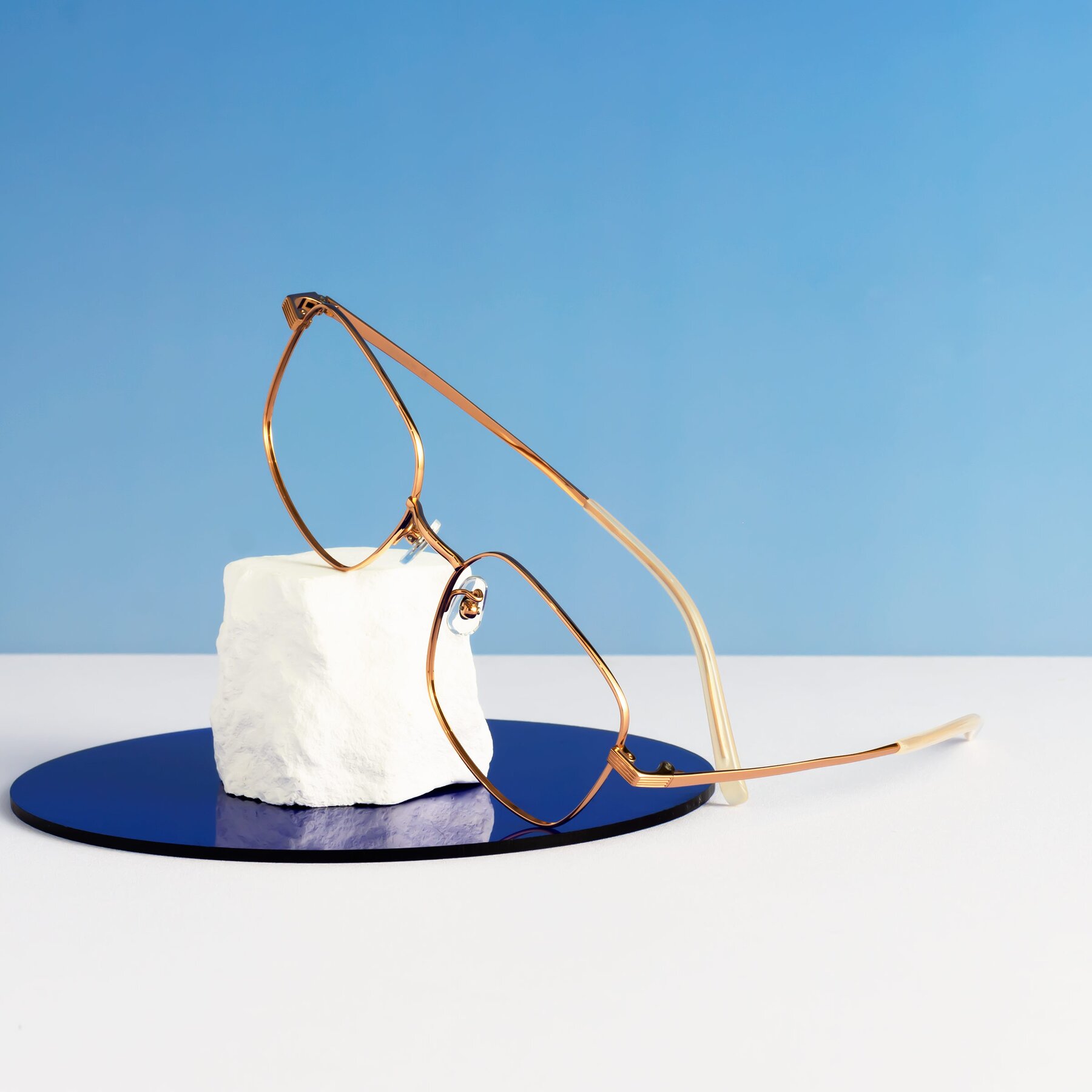 Lifestyle photography #1 of Newman in Rose Gold with Clear Blue Light Blocking Lenses