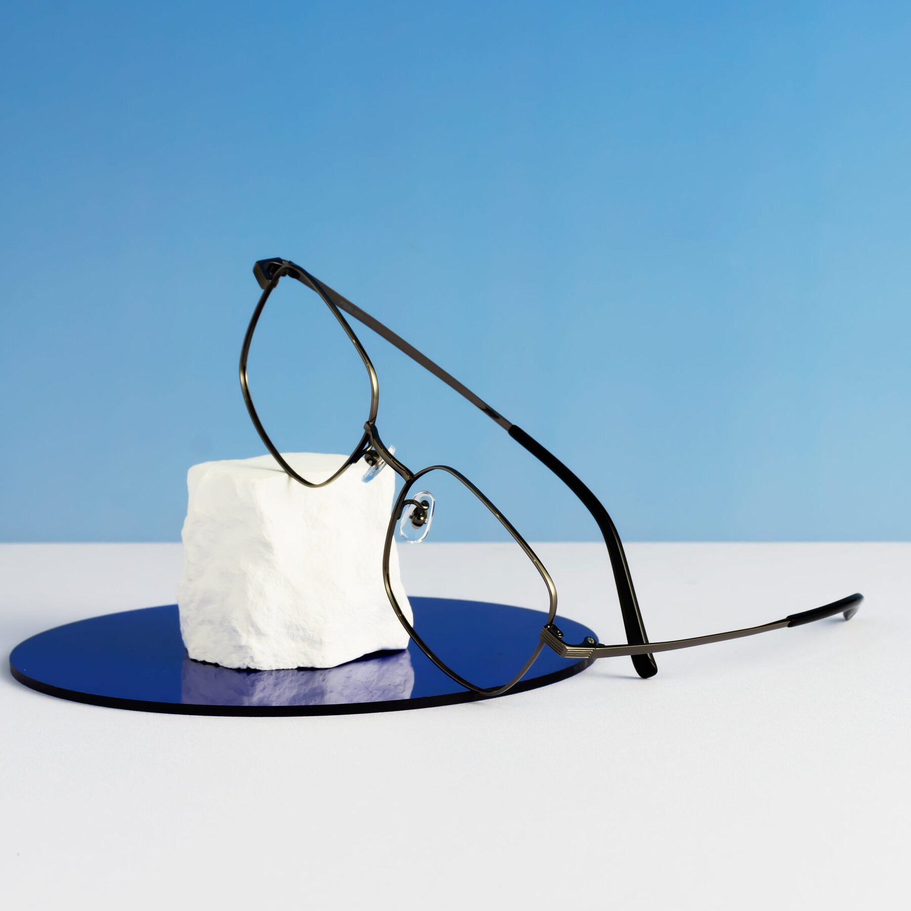 Lifestyle photography #1 of Newman in Gunmetal with Clear Eyeglass Lenses