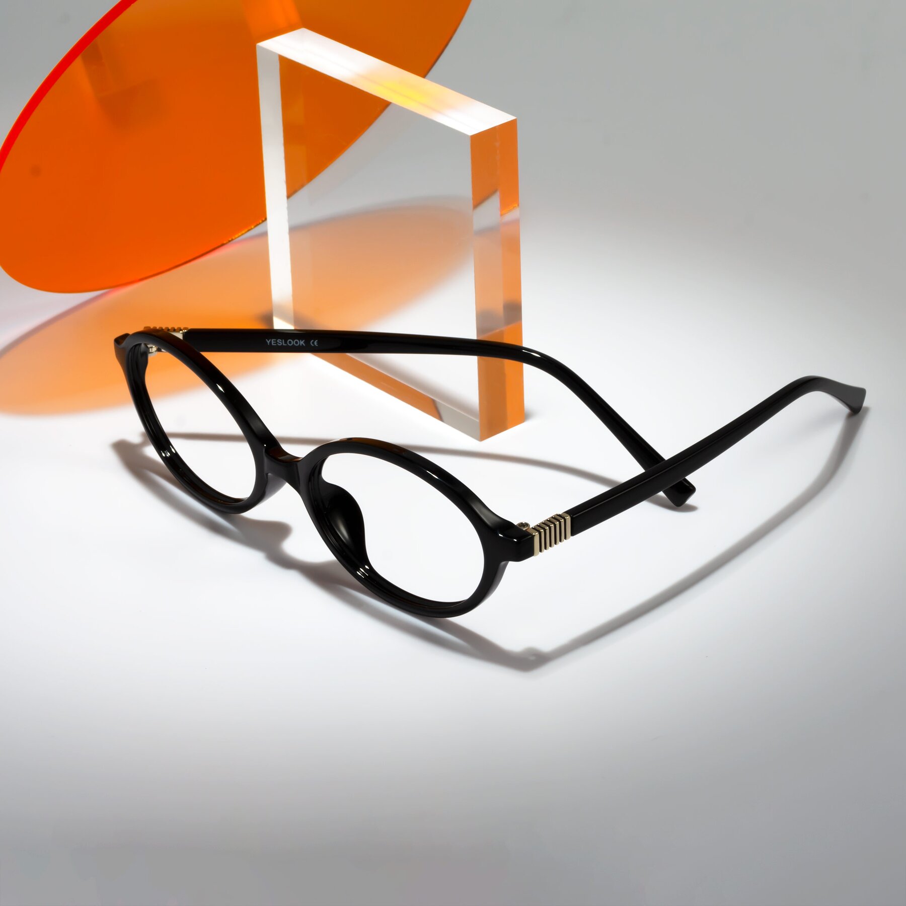 Lifestyle photography #1 of Ubell in Black with Clear Eyeglass Lenses