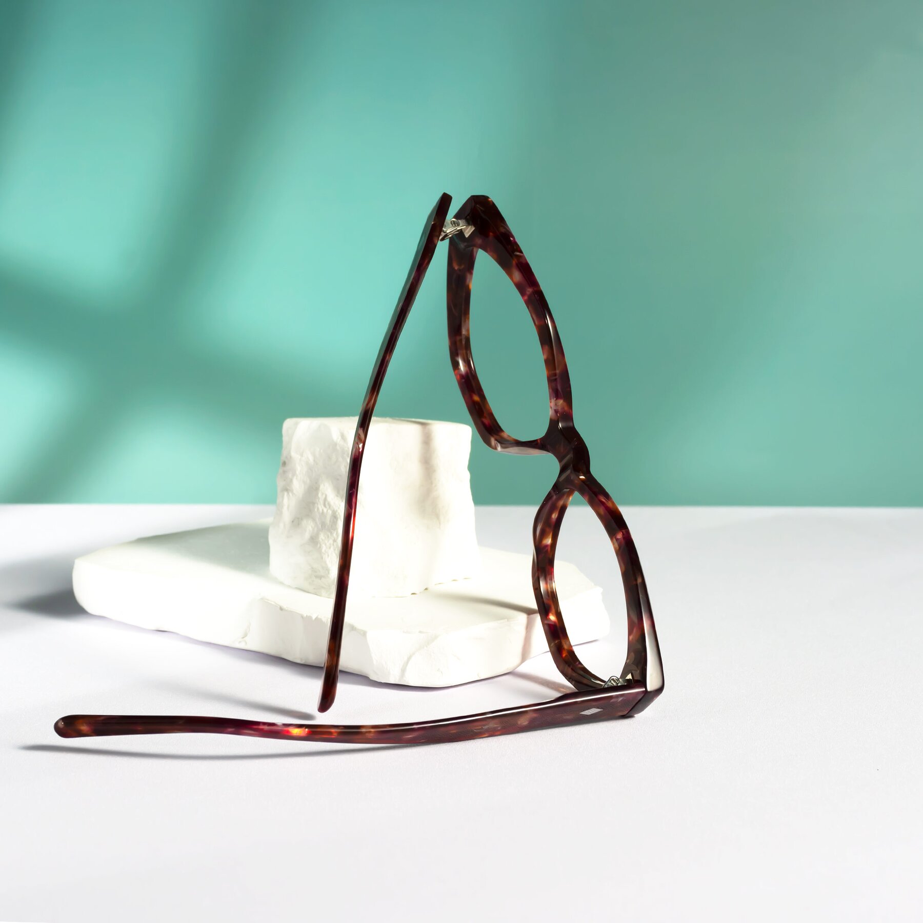 Lifestyle photography #2 of Delphi in Plum Tortoise with Clear Eyeglass Lenses
