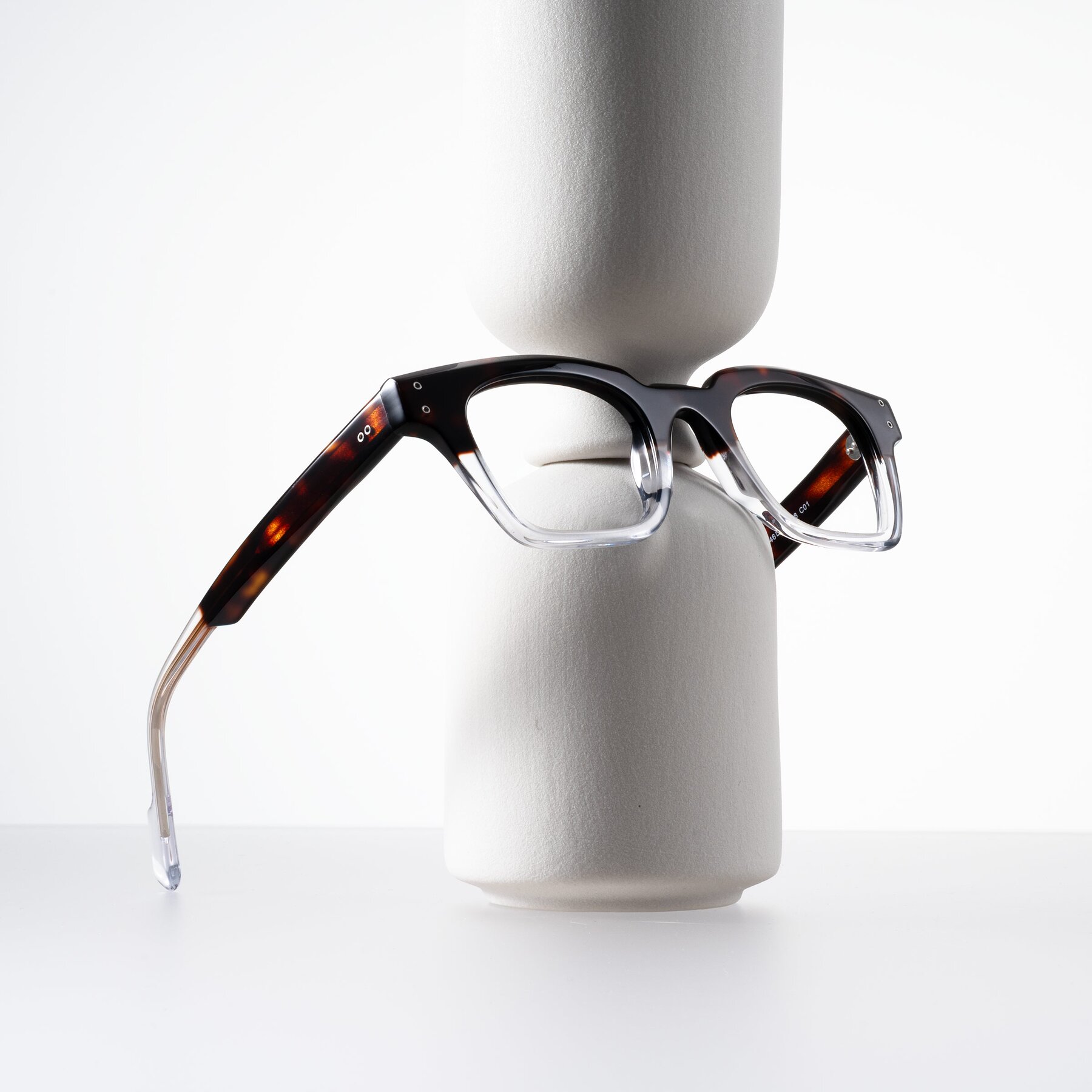 Lifestyle photography #2 of Perez in Dark Tortoise/Clear with Clear Eyeglass Lenses