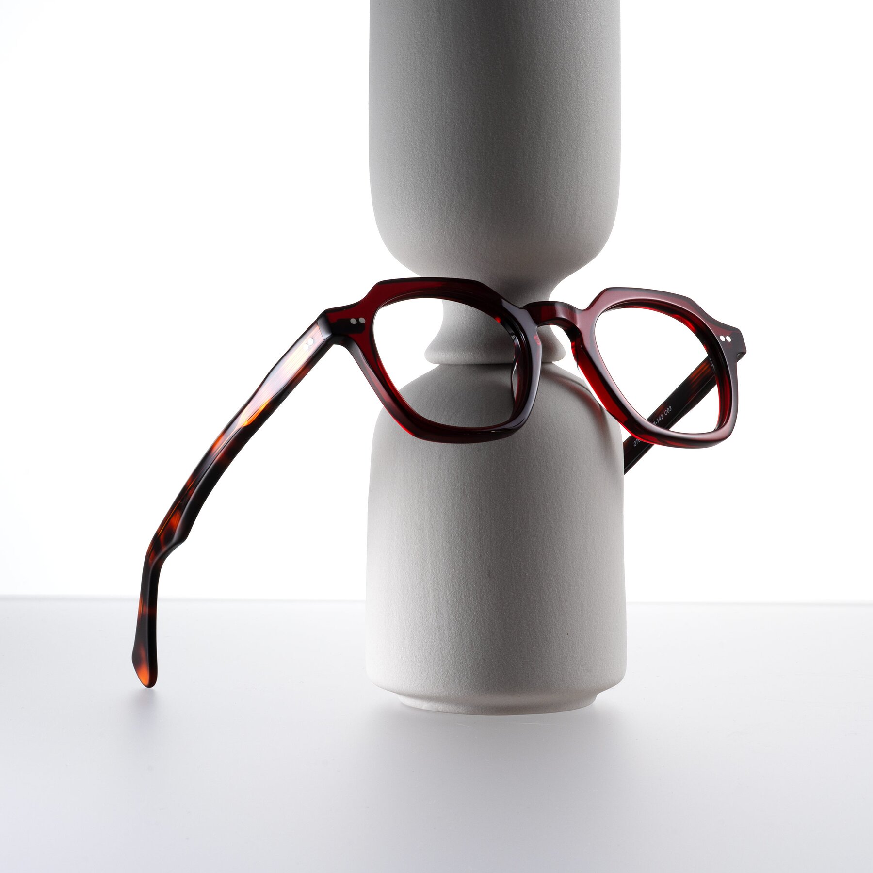 Lifestyle photography #1 of Beckett in Wine/Tortoise with Clear Blue Light Blocking Lenses
