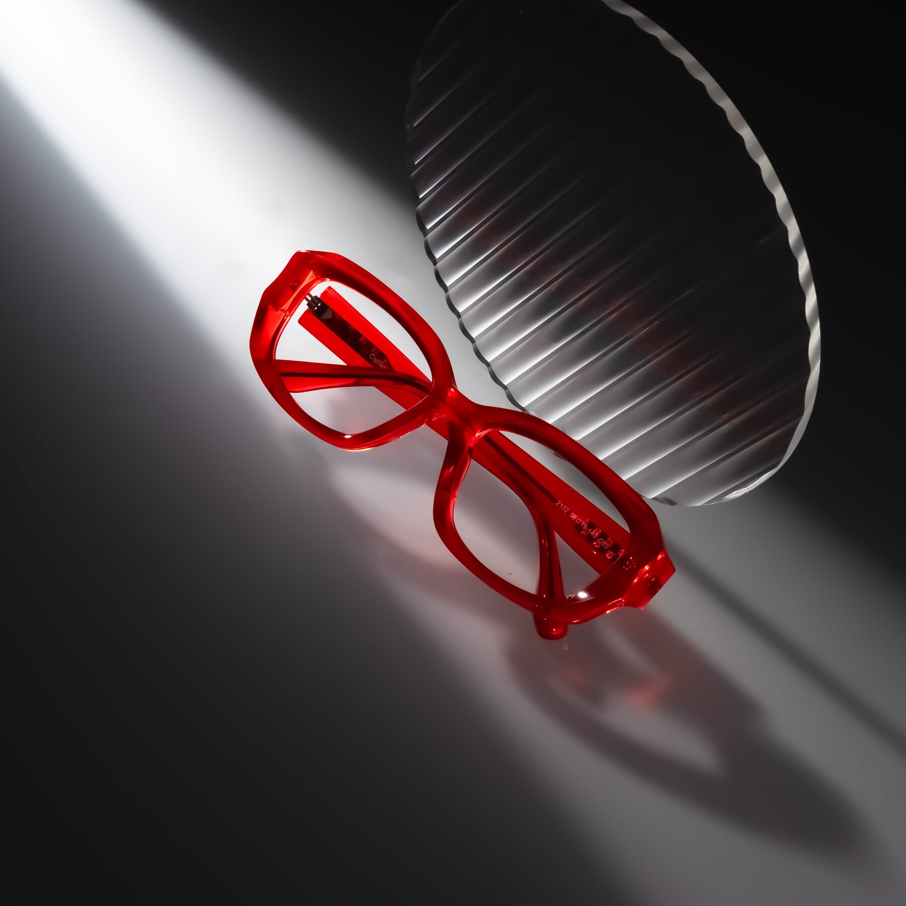 Lifestyle photography #2 of Cullari in Chili Pepper with Clear Blue Light Blocking Lenses