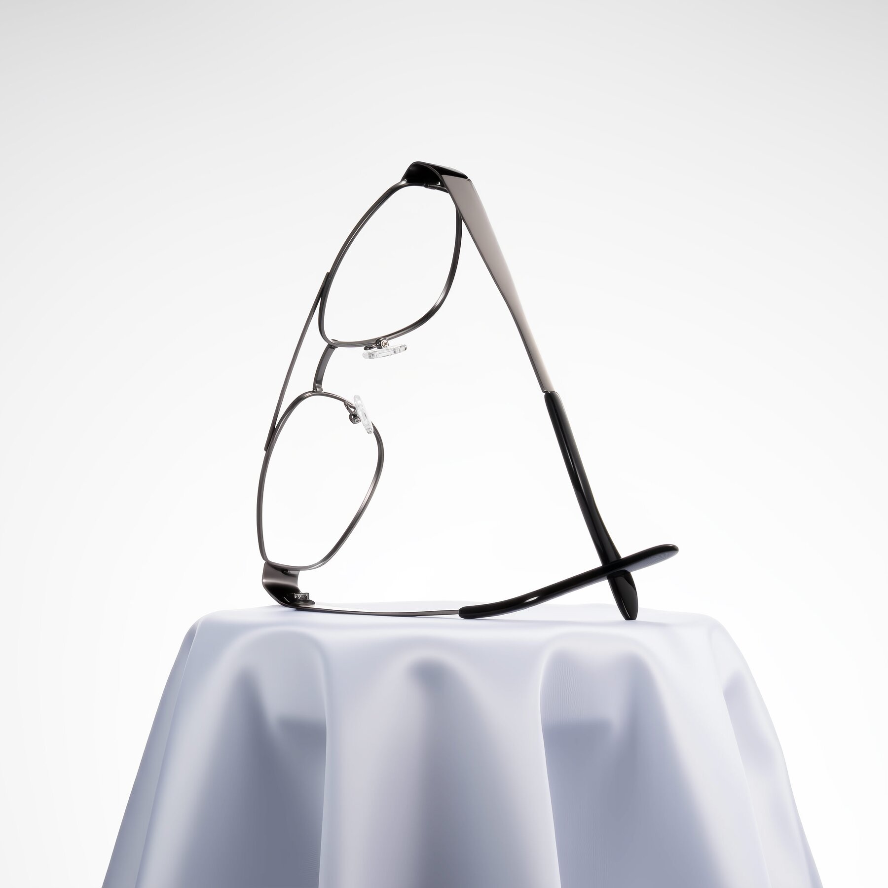 Lifestyle photography #1 of Runoz in Gunmetal with Clear Eyeglass Lenses