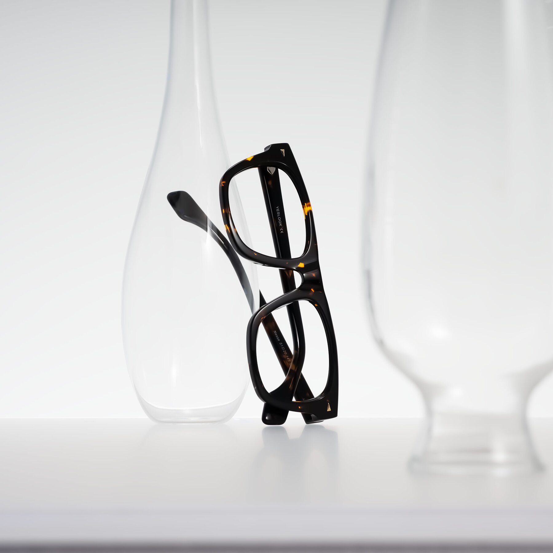 Lifestyle photography #1 of Nesse in Tortoise with Clear Eyeglass Lenses
