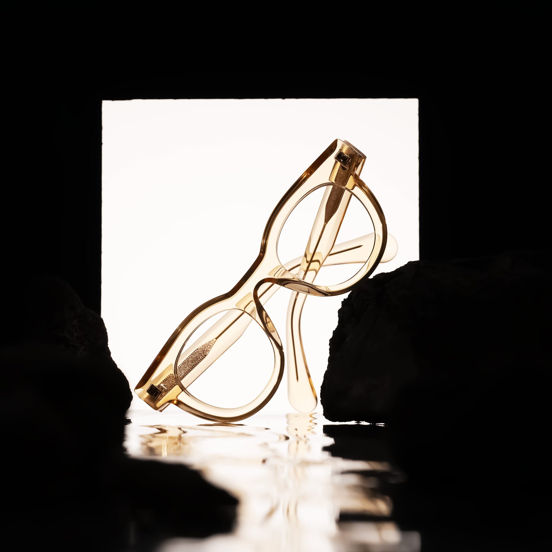Lifestyle photography #1 of Embracing in Champagne with Clear Eyeglass Lenses