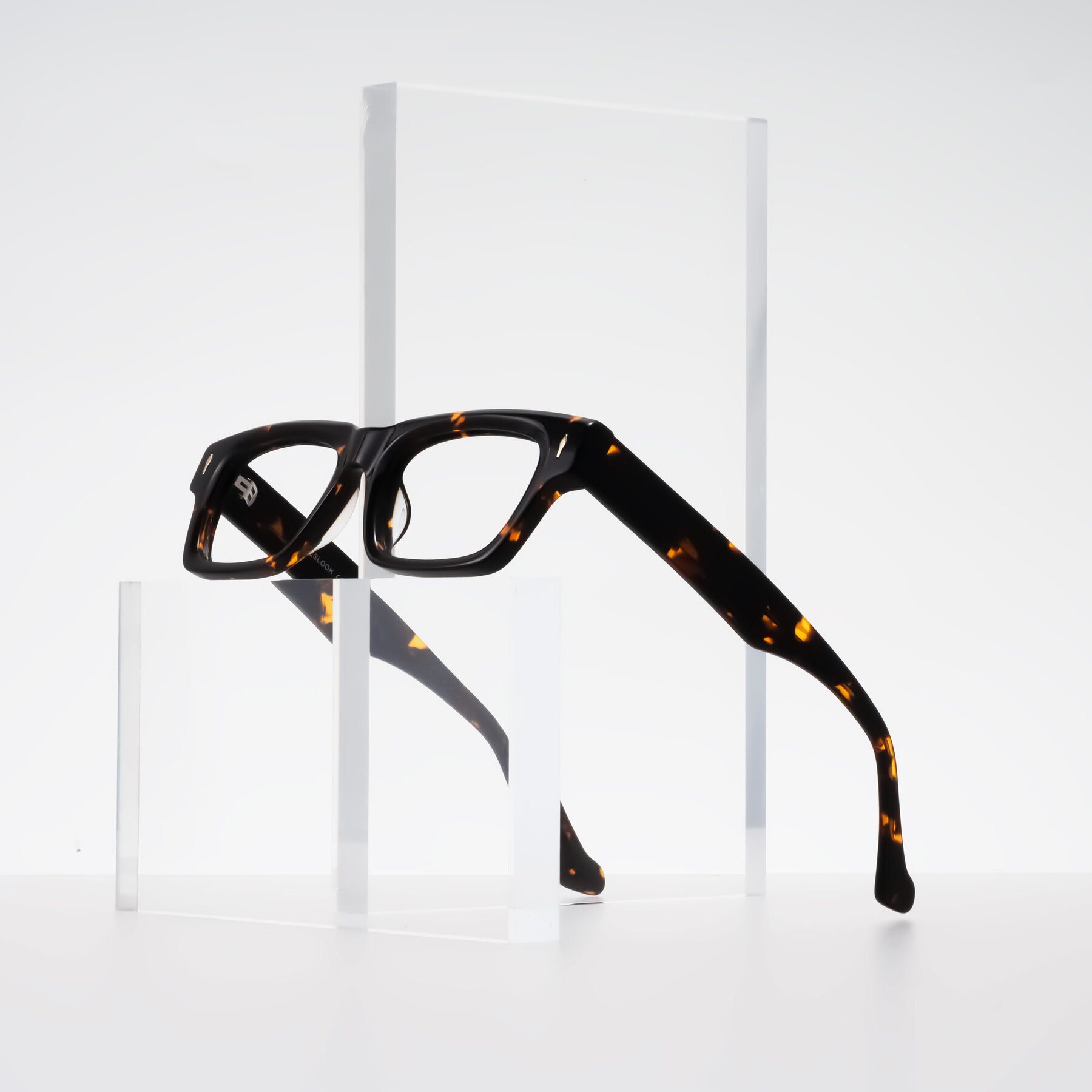 Lifestyle photography #2 of Xallon in Tortoise with Clear Eyeglass Lenses