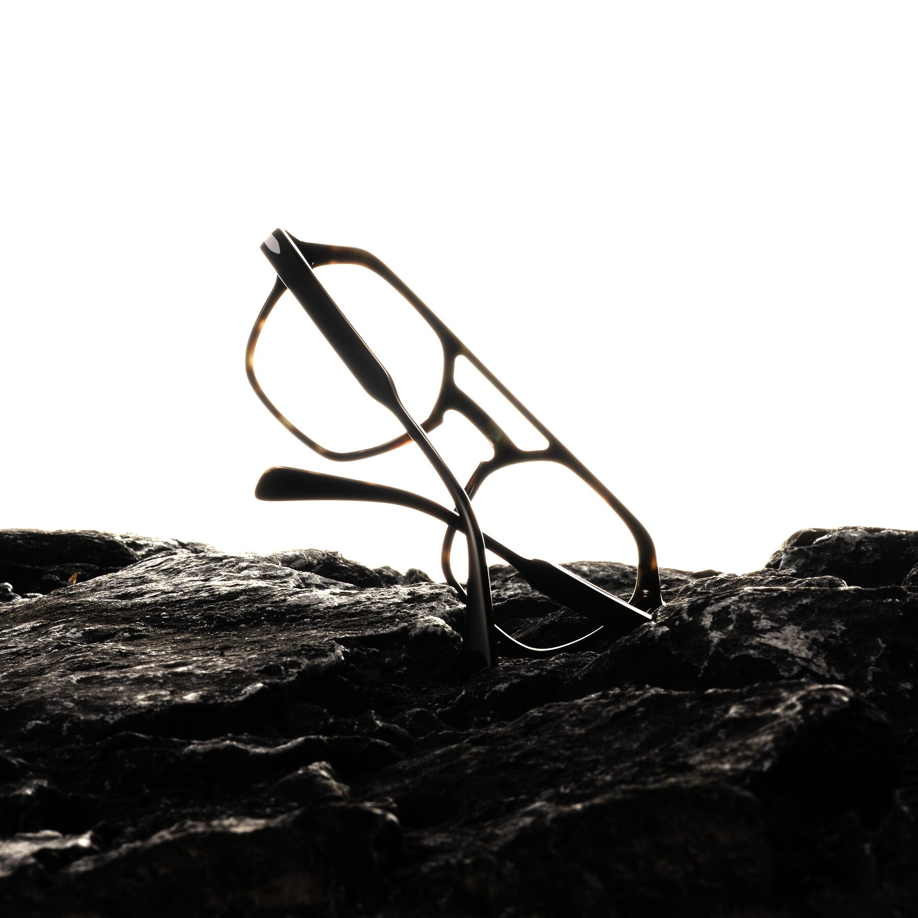 Lifestyle photography #2 of Kibandou in Black/Tortoise with Clear Eyeglass Lenses