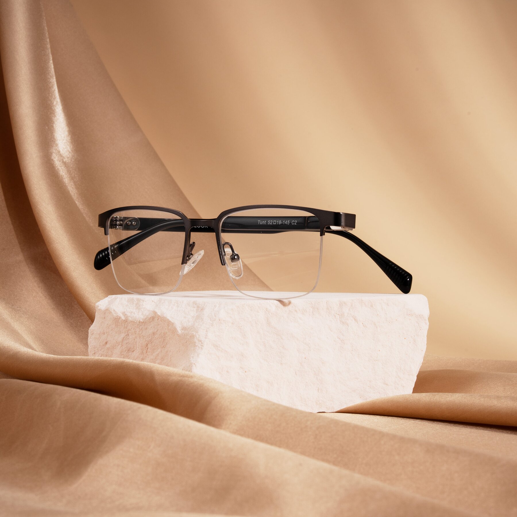 Lifestyle photography #1 of Tunt in Matte Gunmetal with Clear Eyeglass Lenses