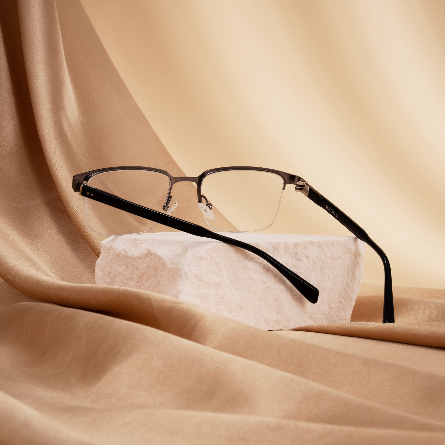 Lifestyle photography #2 of Tunt in Matte Gunmetal with Clear Eyeglass Lenses