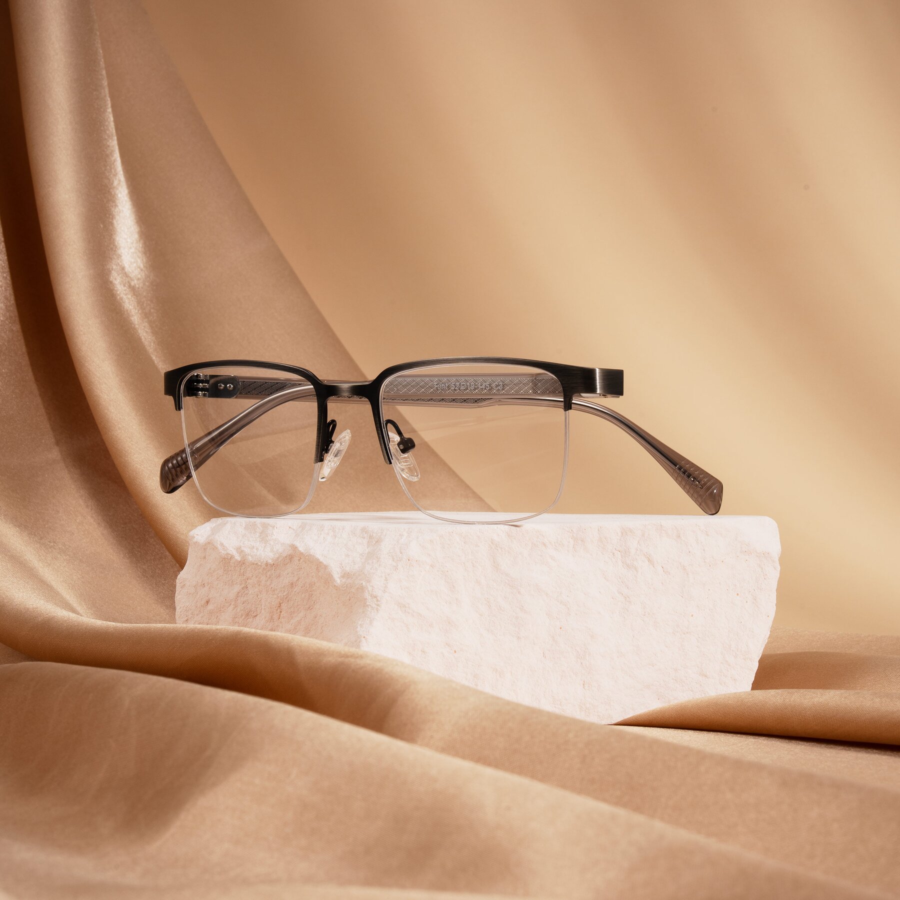 Lifestyle photography #1 of Tunt in Brushed Silver with Clear Eyeglass Lenses