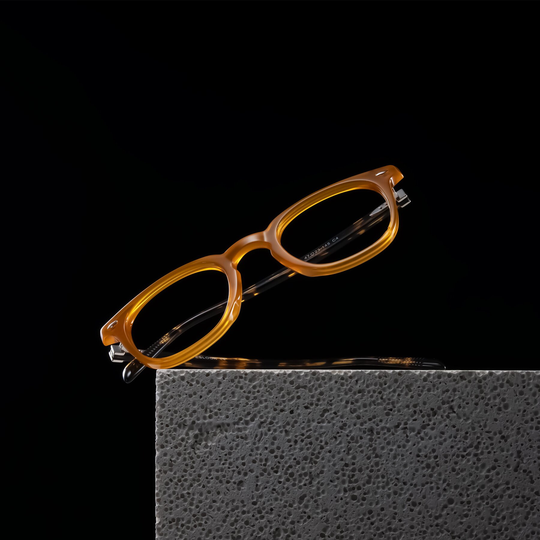Lifestyle photography #1 of Palu in Honey/Tortoise with Clear Eyeglass Lenses