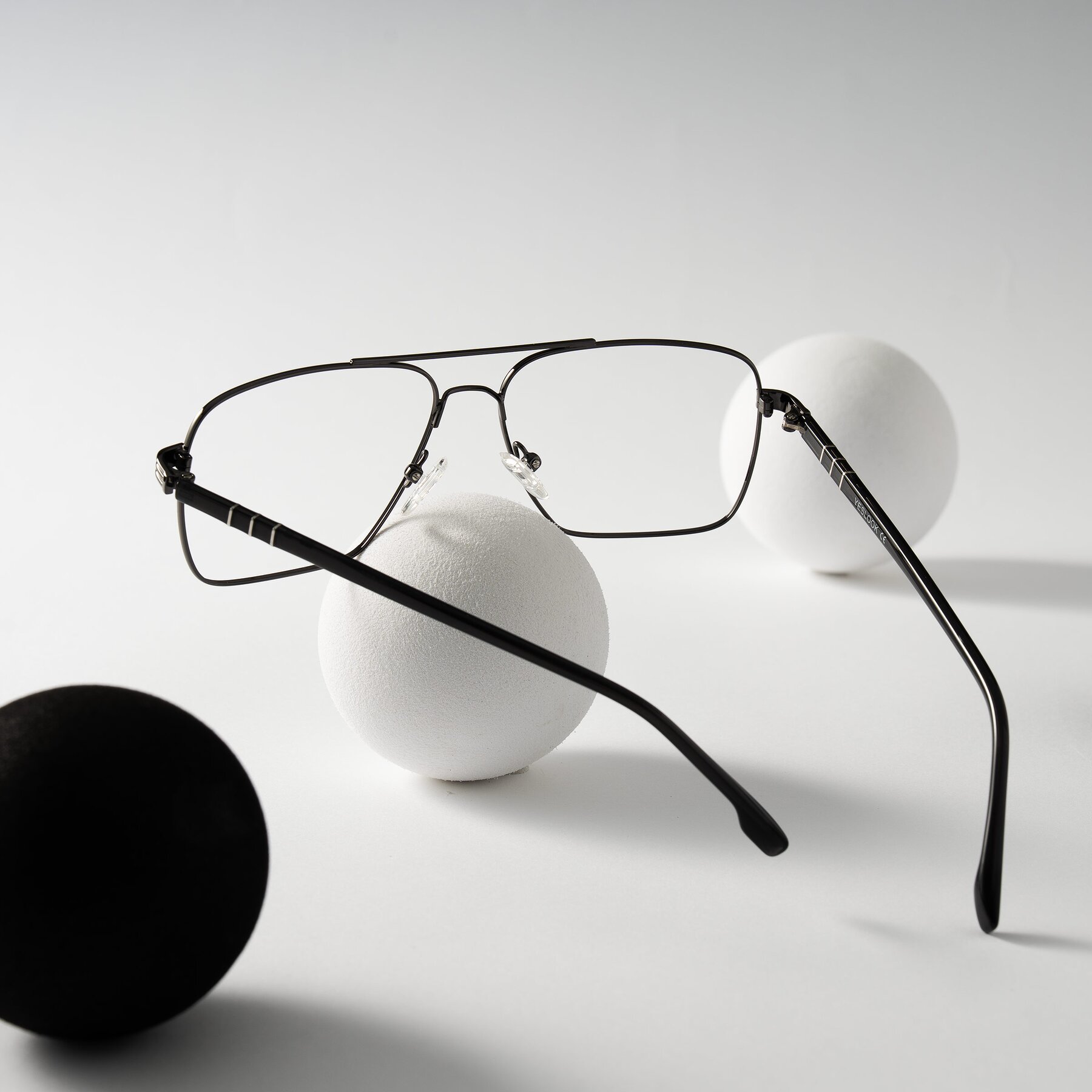 Lifestyle photography #2 of Flinders in Gunmetal with Clear Reading Eyeglass Lenses