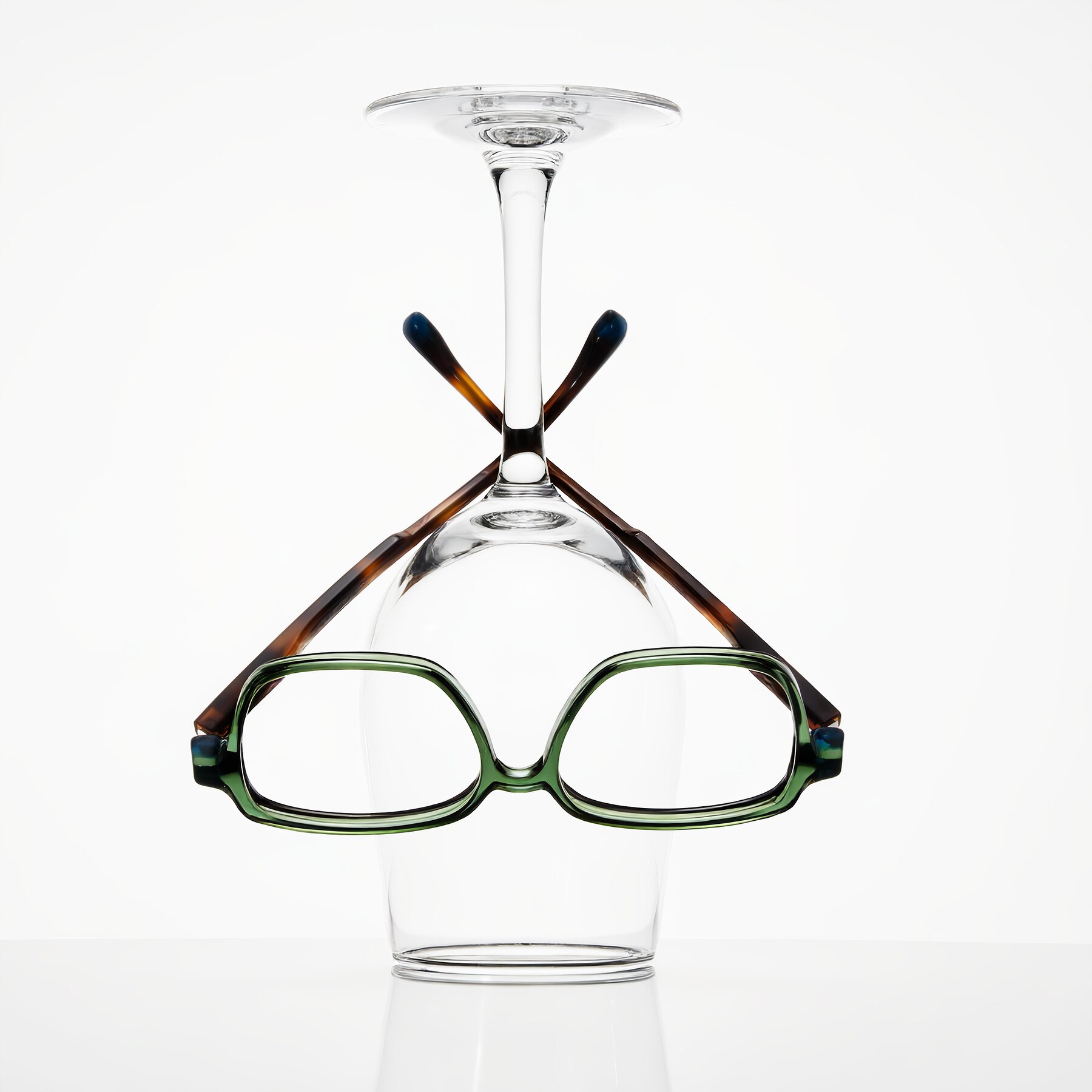 Lifestyle photography #1 of Huynh in Green/Tortoise with Clear Blue Light Blocking Lenses