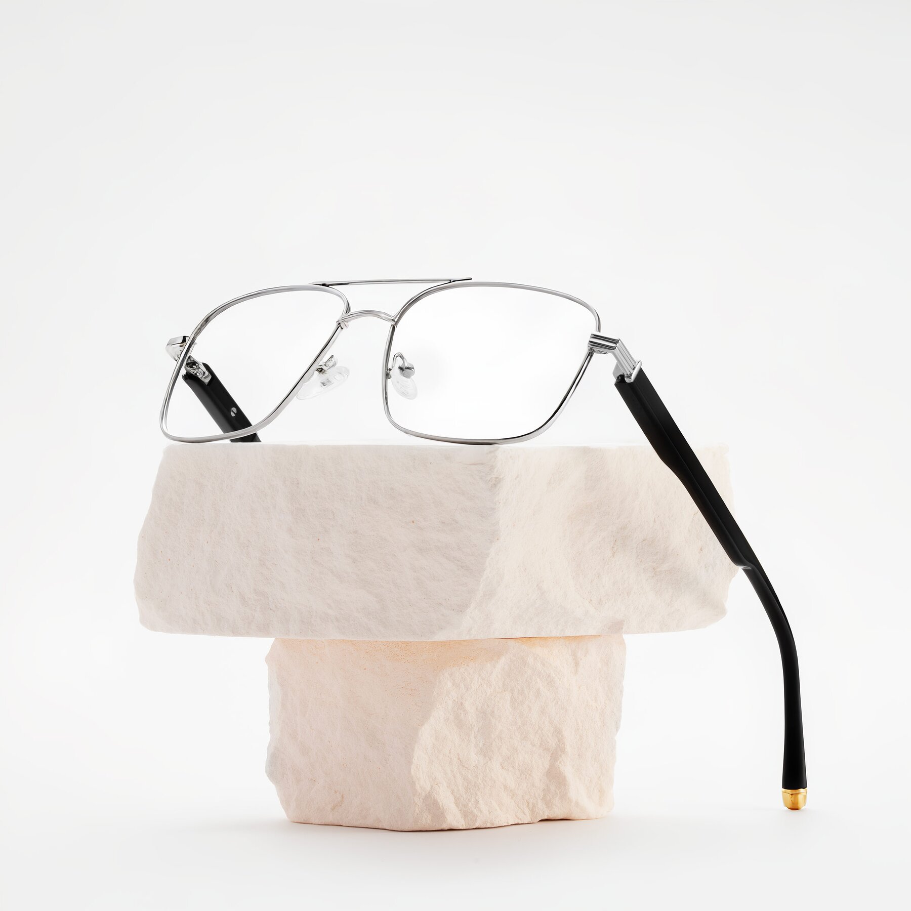 Lifestyle photography #1 of Banten in Silver with Clear Blue Light Blocking Lenses