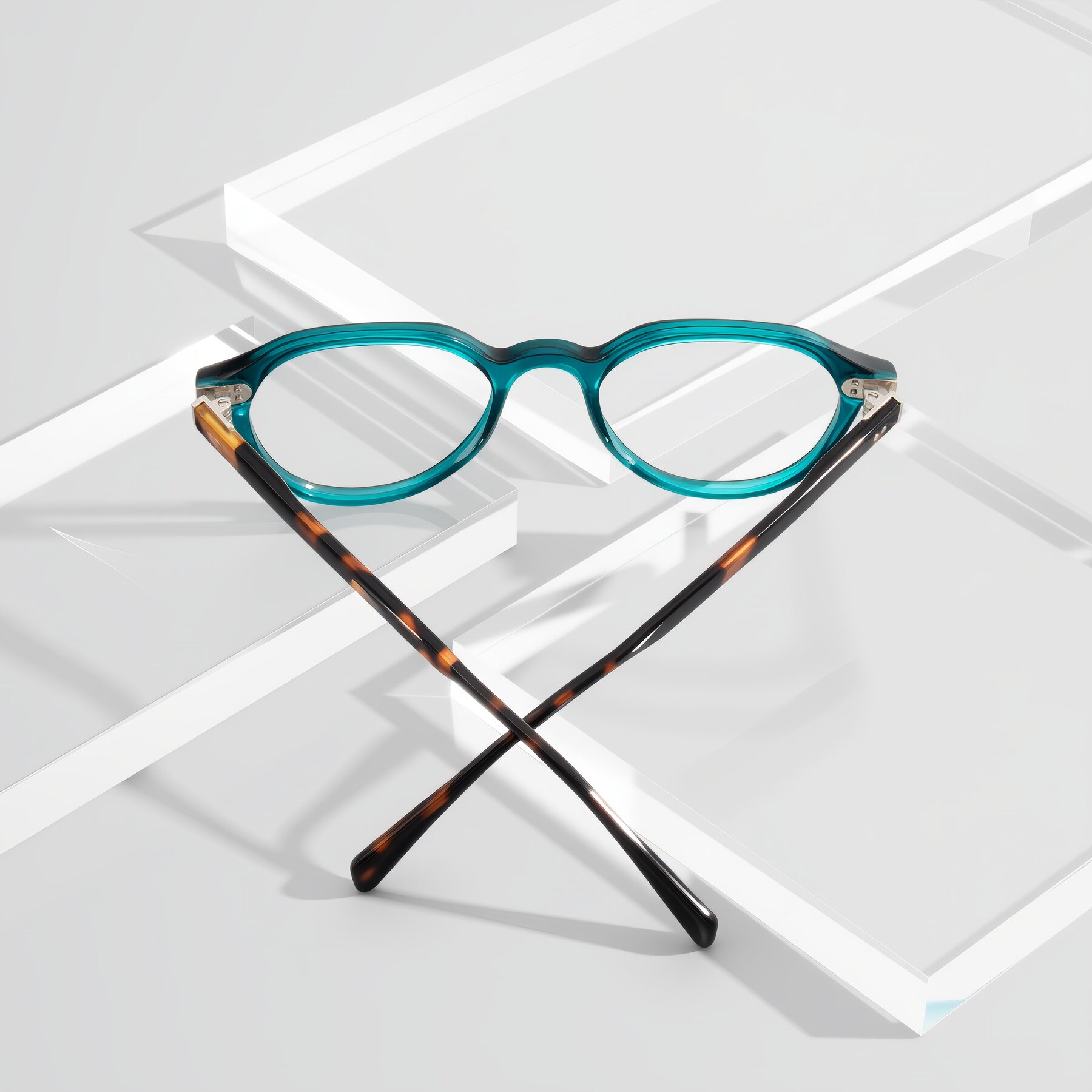Lifestyle photography #2 of Cotaii in Emerald/Tortoise with Clear Eyeglass Lenses