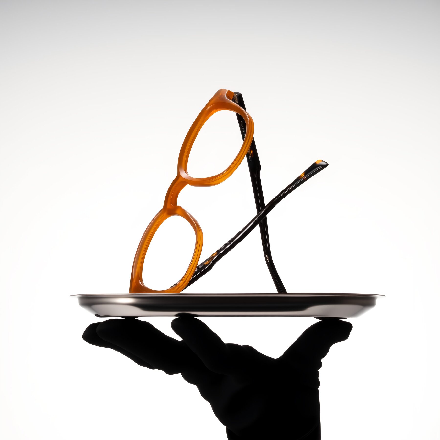 Lifestyle photography #1 of Iffer in Caramel/Tortoise with Clear Eyeglass Lenses