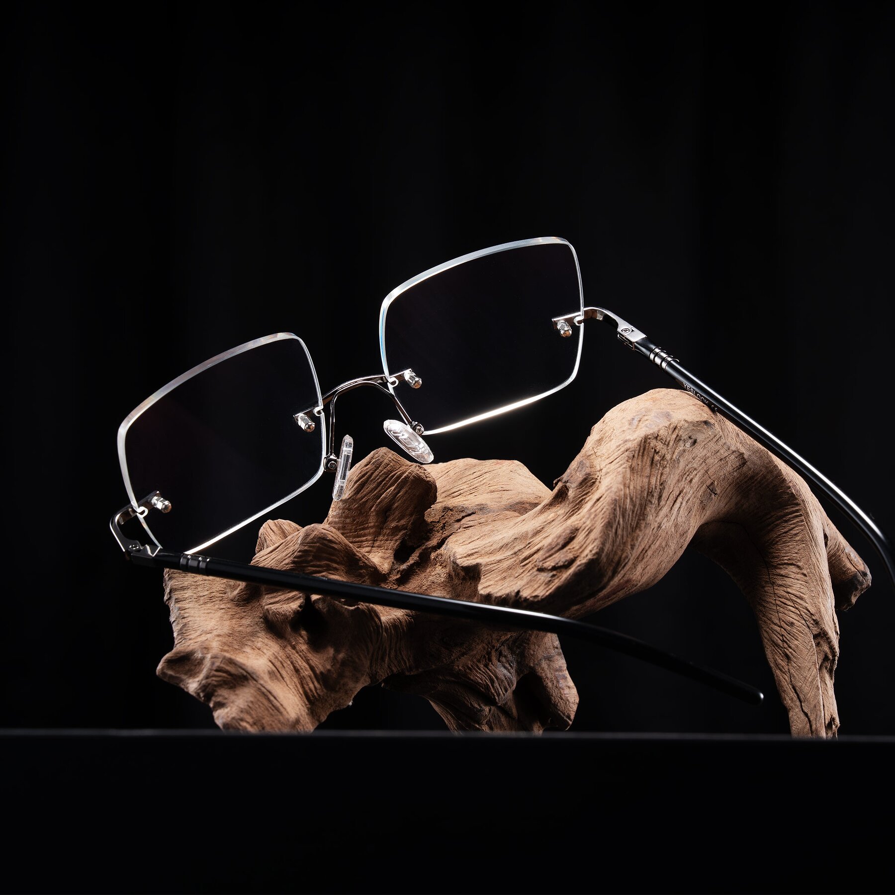 Lifestyle photography #1 of Ventura in Gunmetal/Black with Clear Reading Eyeglass Lenses